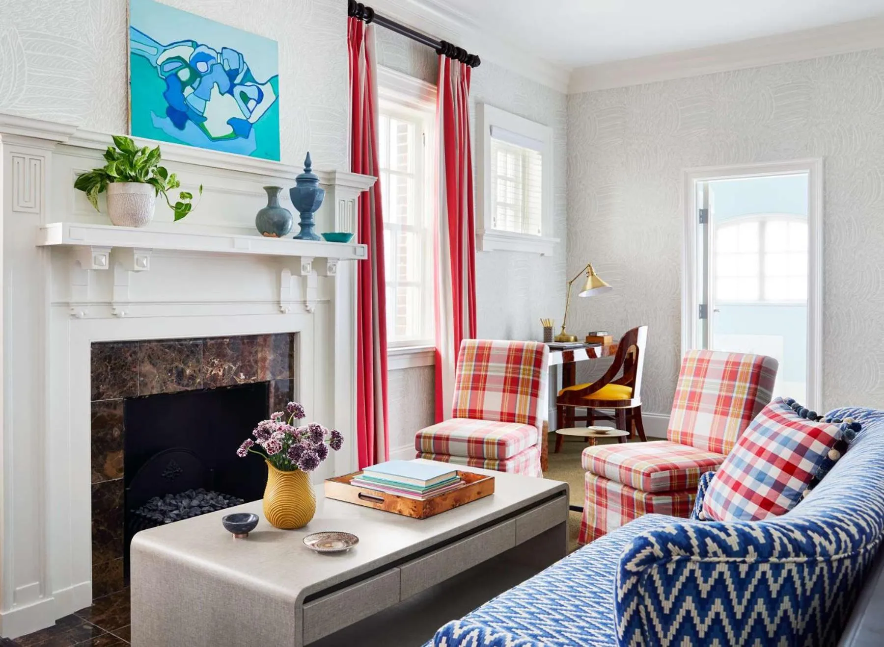 Living room in Graduate by Hilton Columbia SC