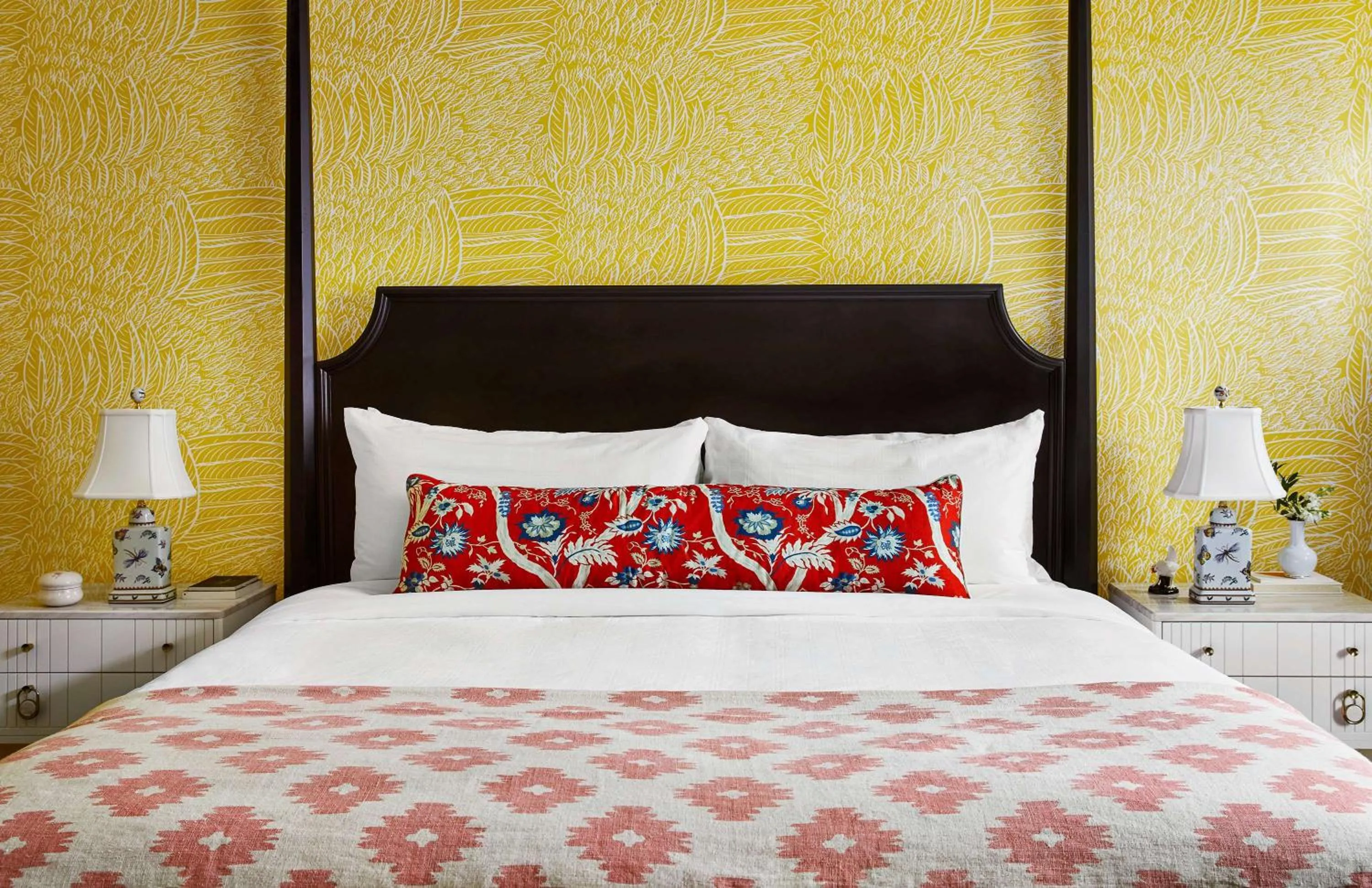 Bed in Graduate by Hilton Columbia SC