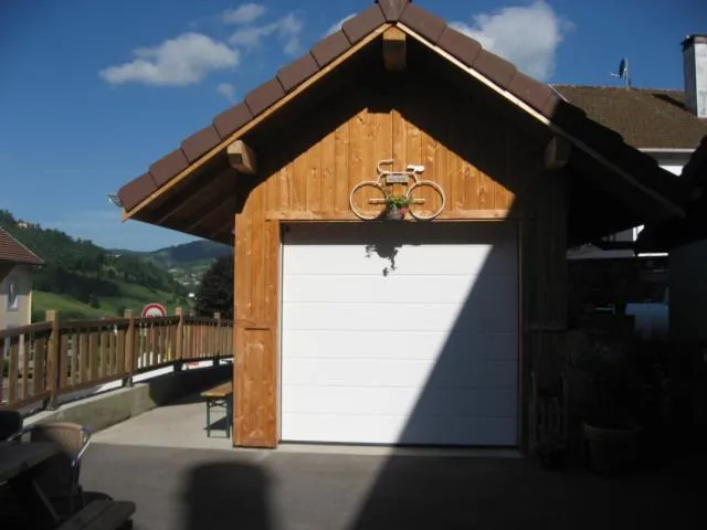 Property building in Hotel du lac des Corbeaux