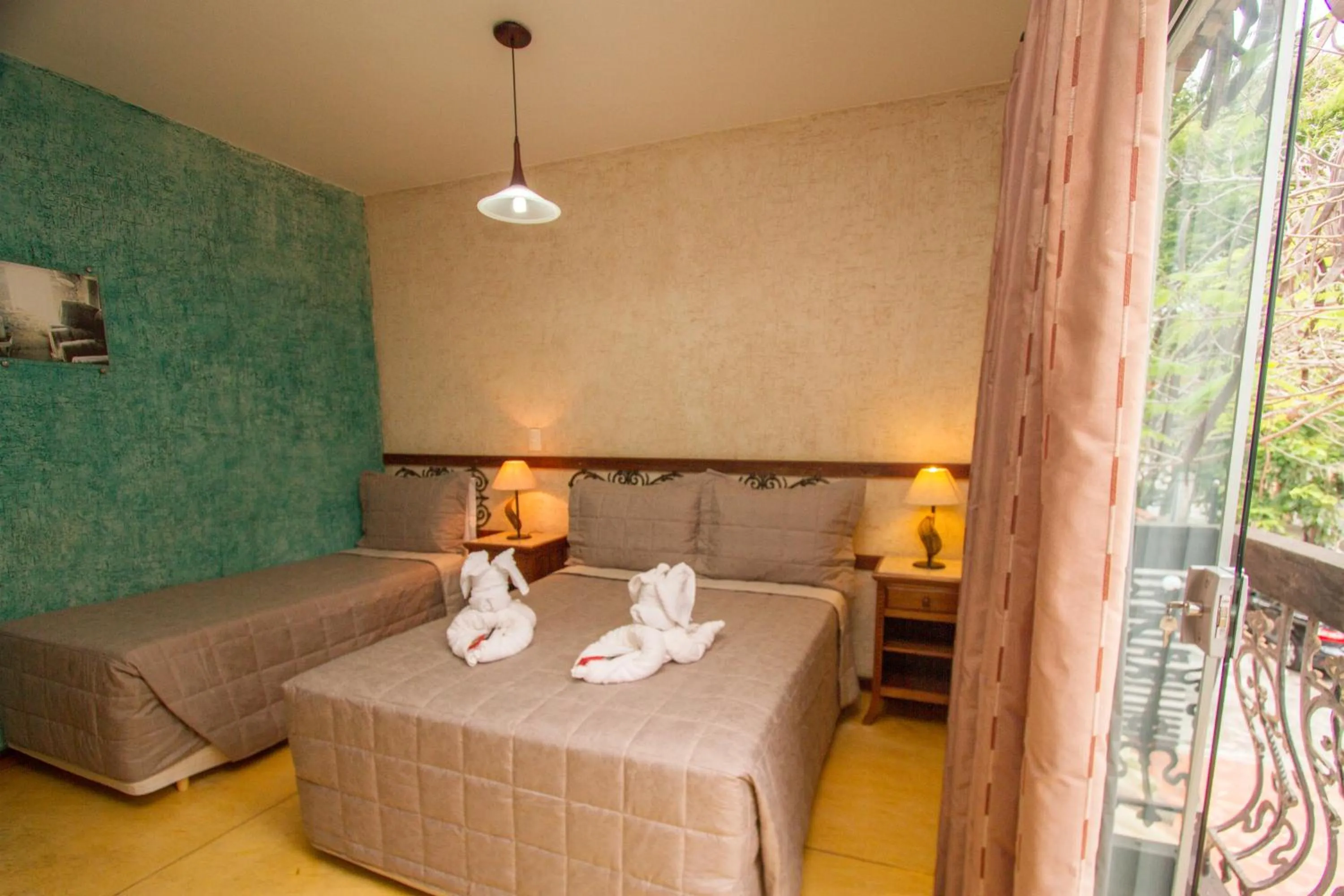 Street view, Bed in Pousada Brasil Nativo