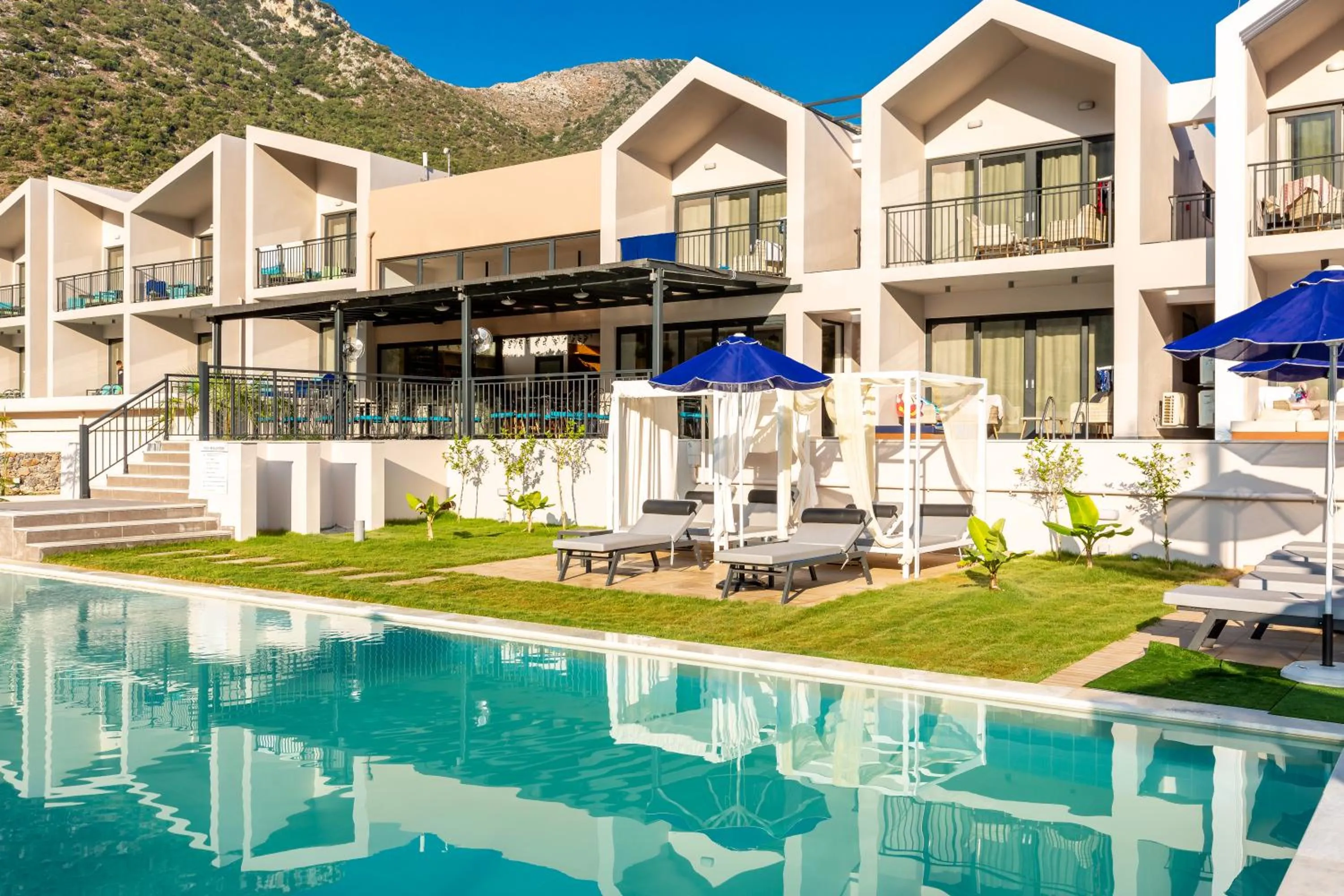 Day in T Hotel Premium Suites