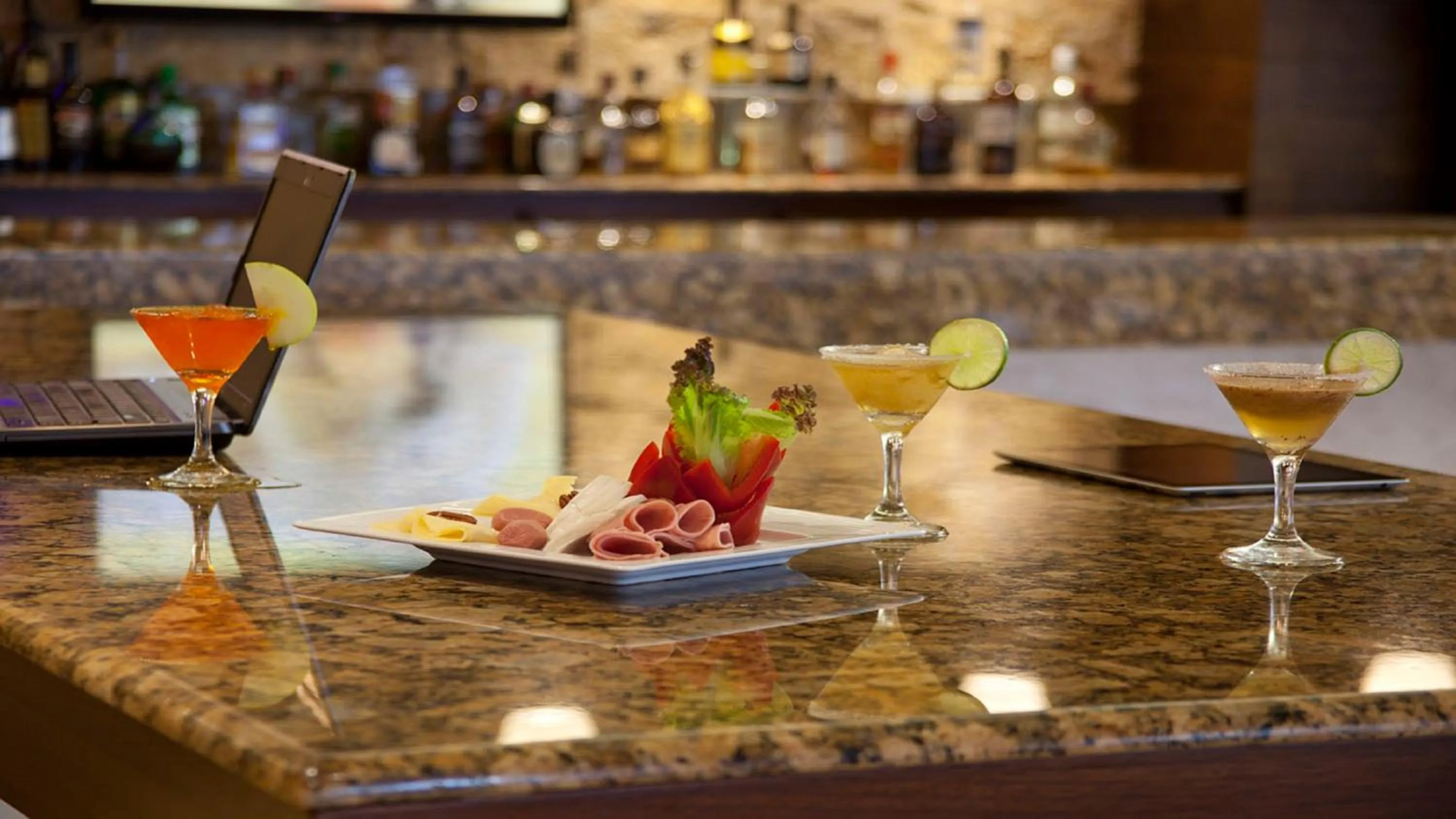 Lounge or bar in Holiday Inn Orizaba by IHG