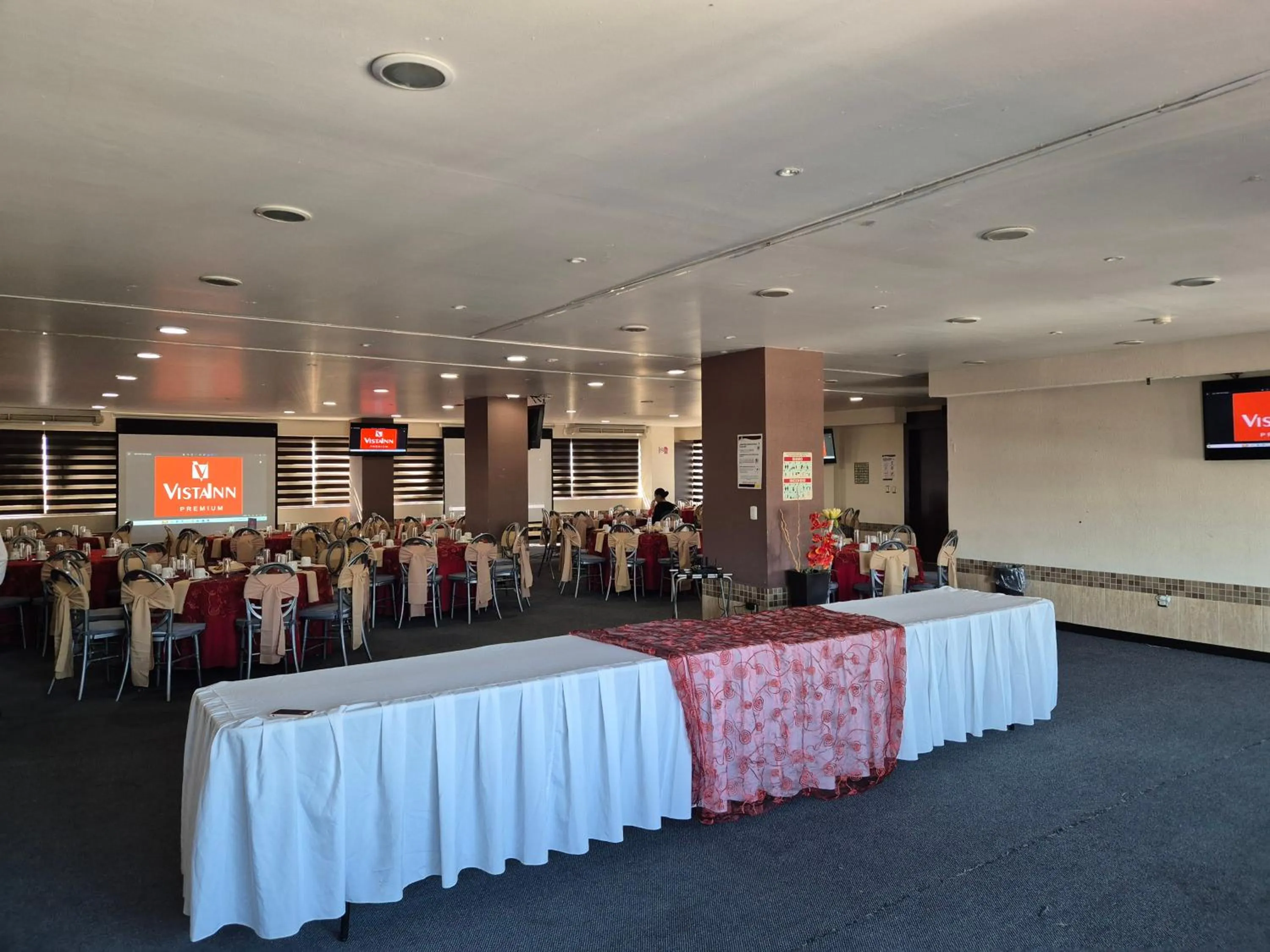 Hotel Vista Inn Premium