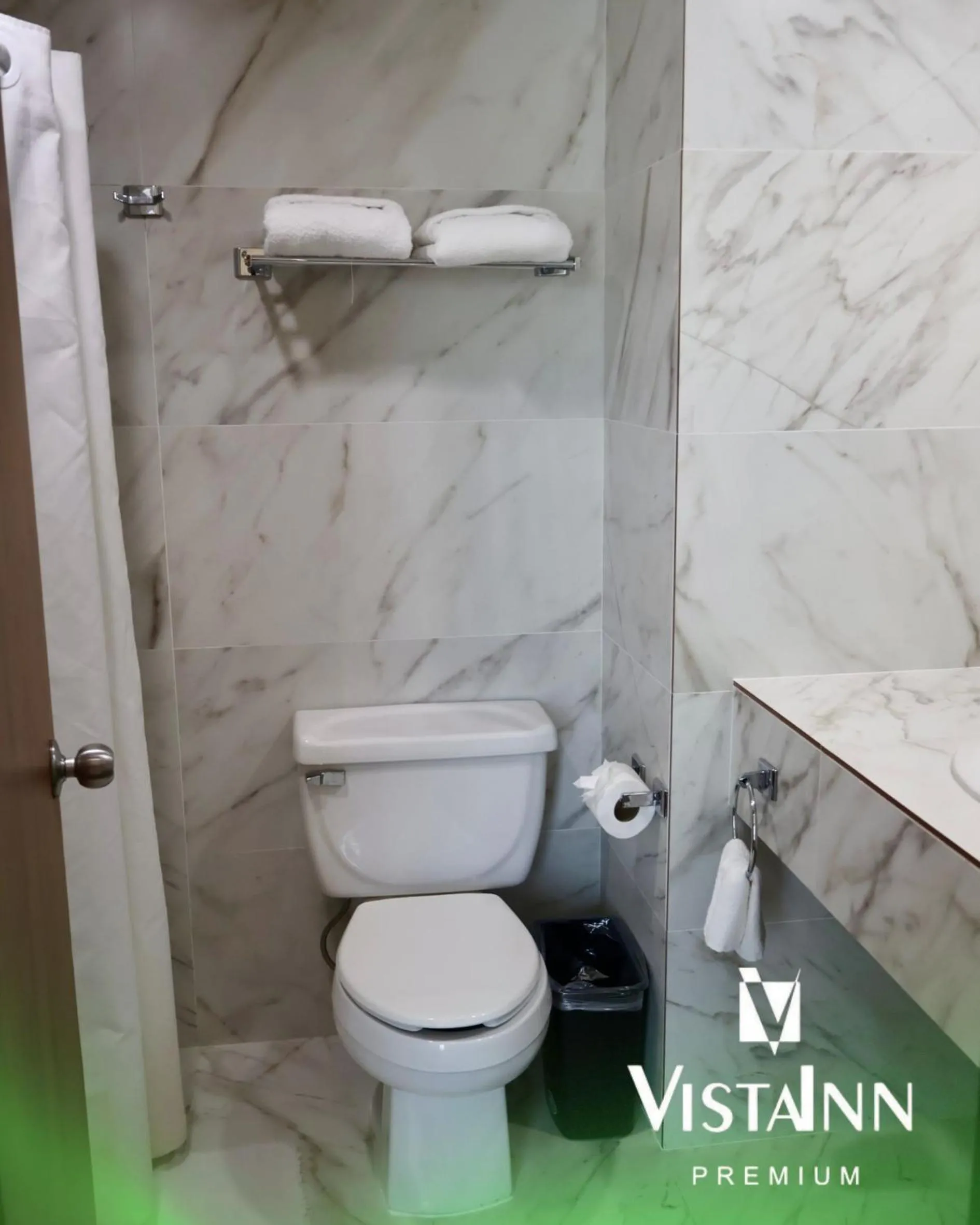 Hotel Vista Inn Premium