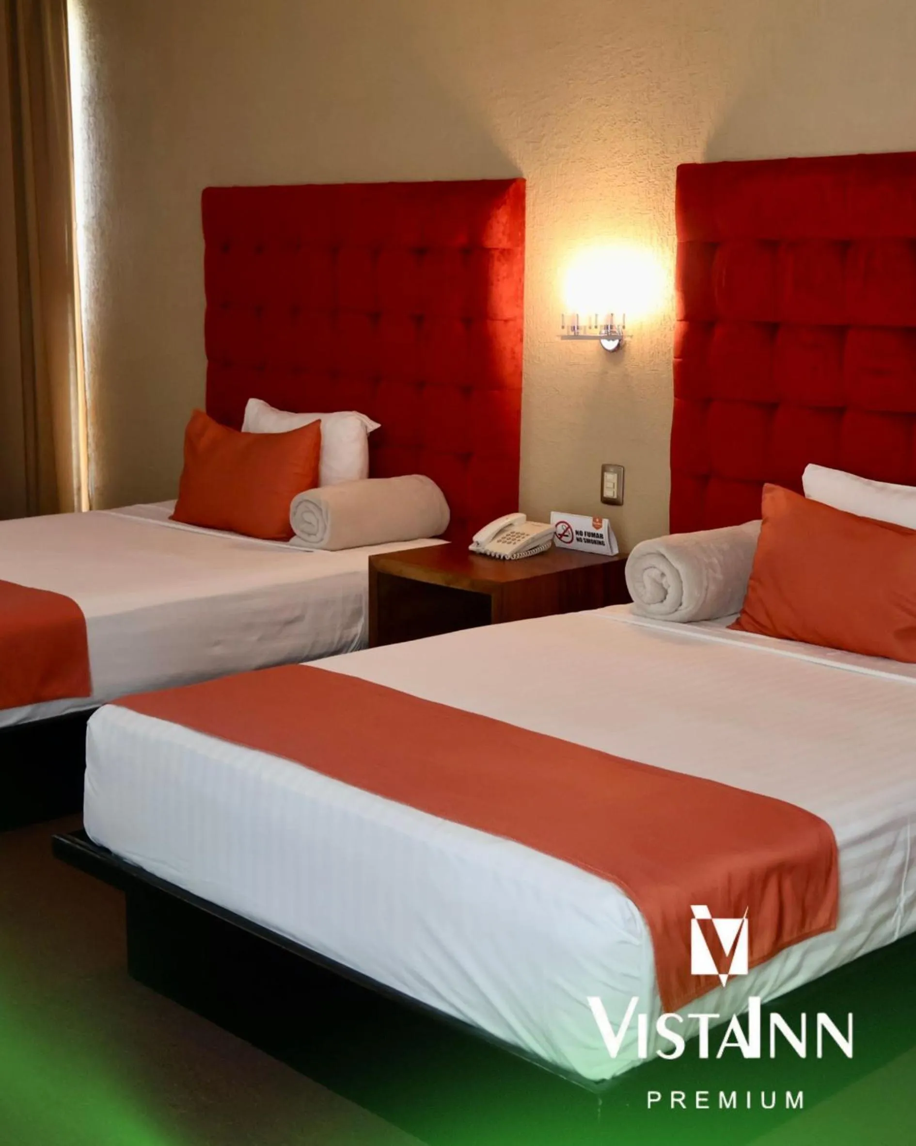 Bed in Hotel Vista Inn Premium