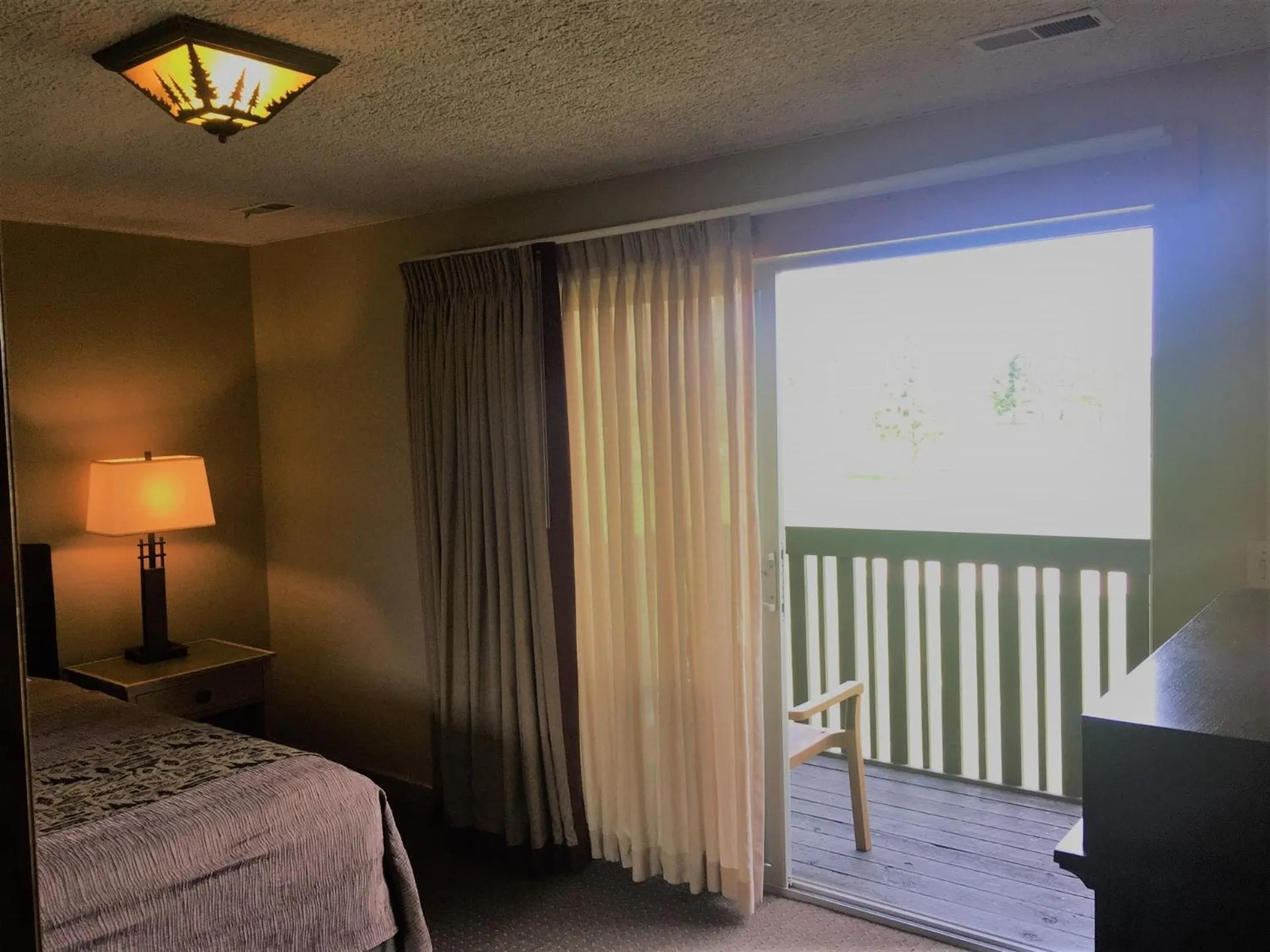 Bed in Stoneridge Resort