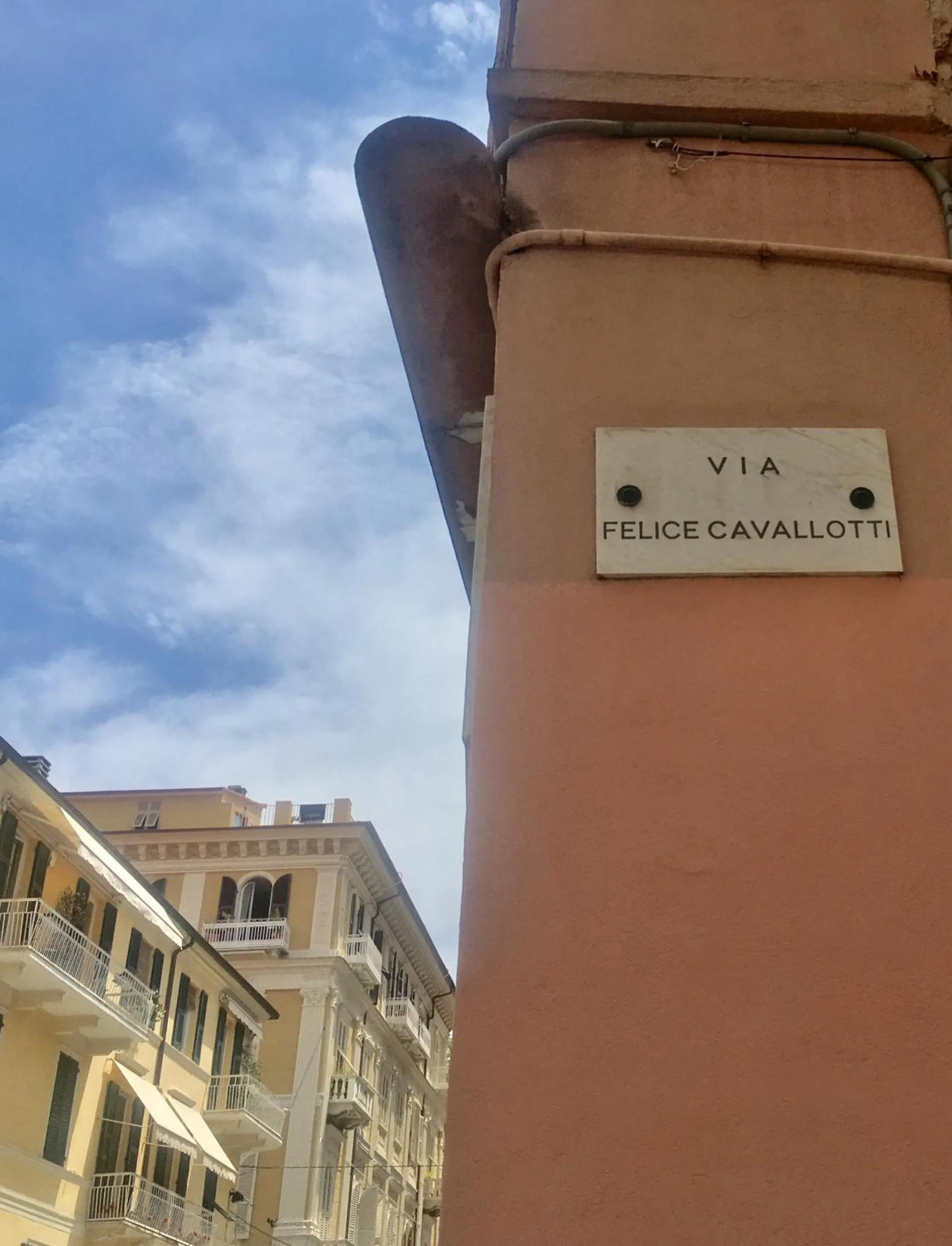 Neighbourhood in Cavallotti 21