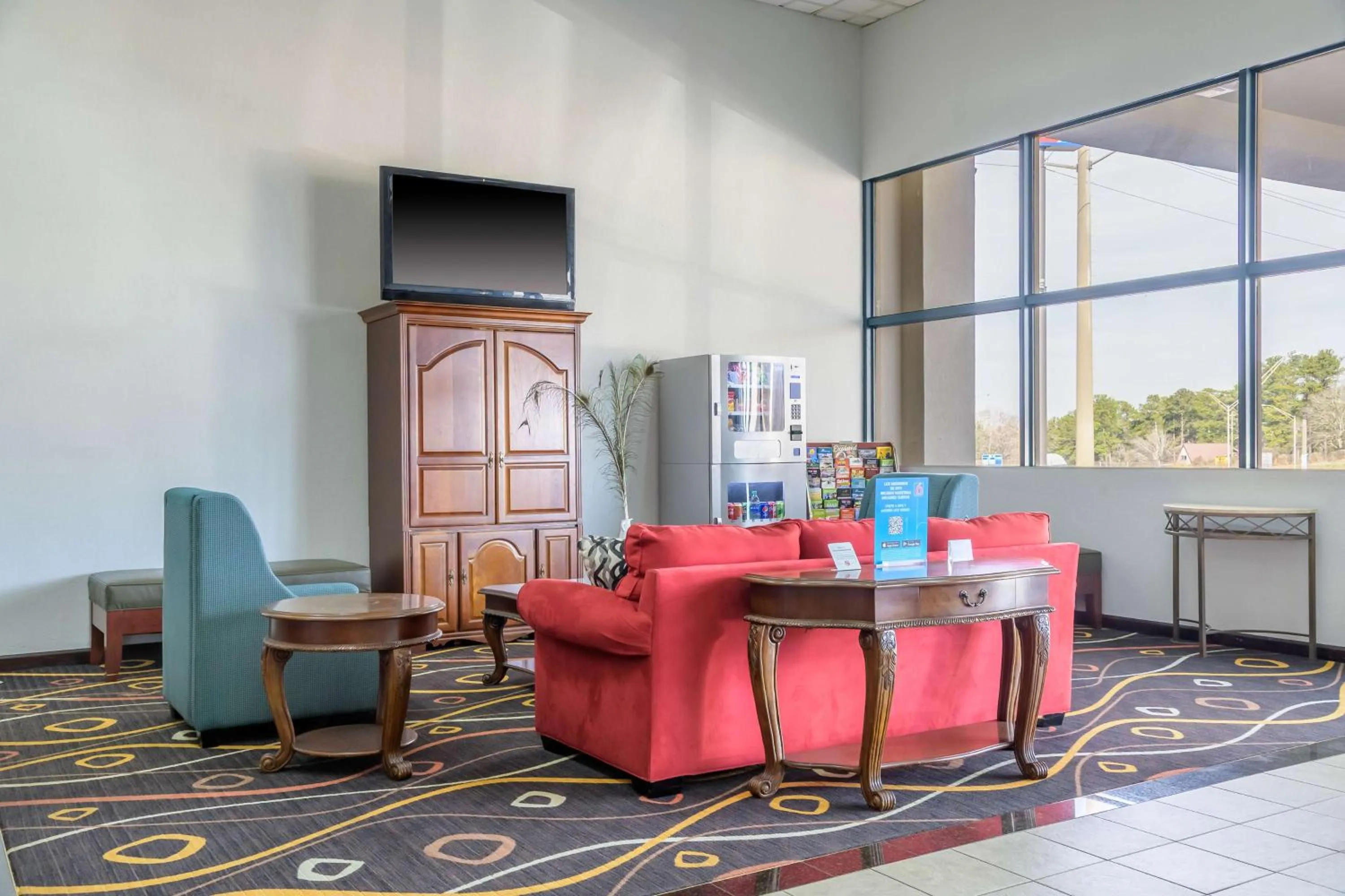 Lobby or reception in Motel 6 Forsyth, GA Tift College