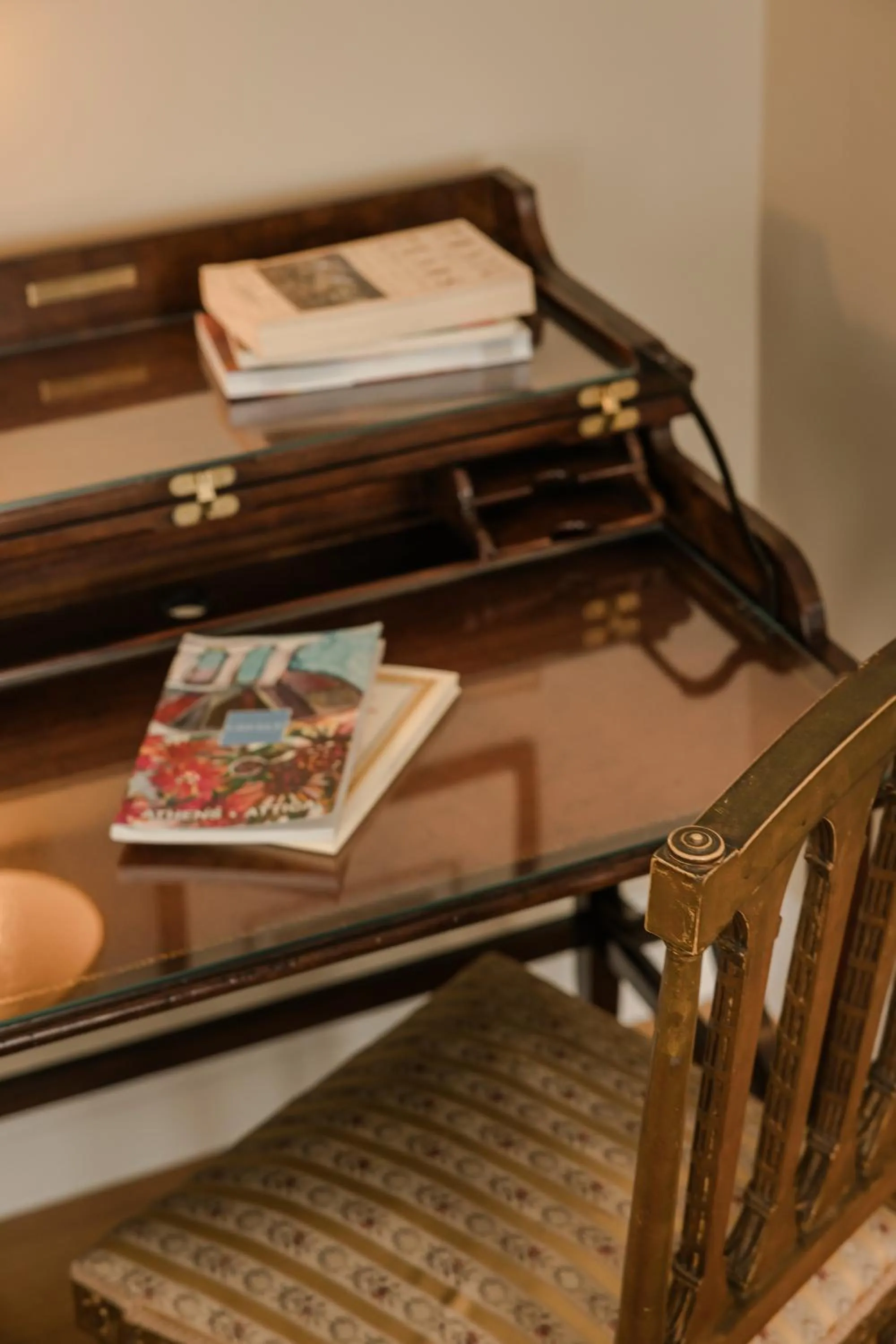 Decorative detail, Bed in Noble Suites