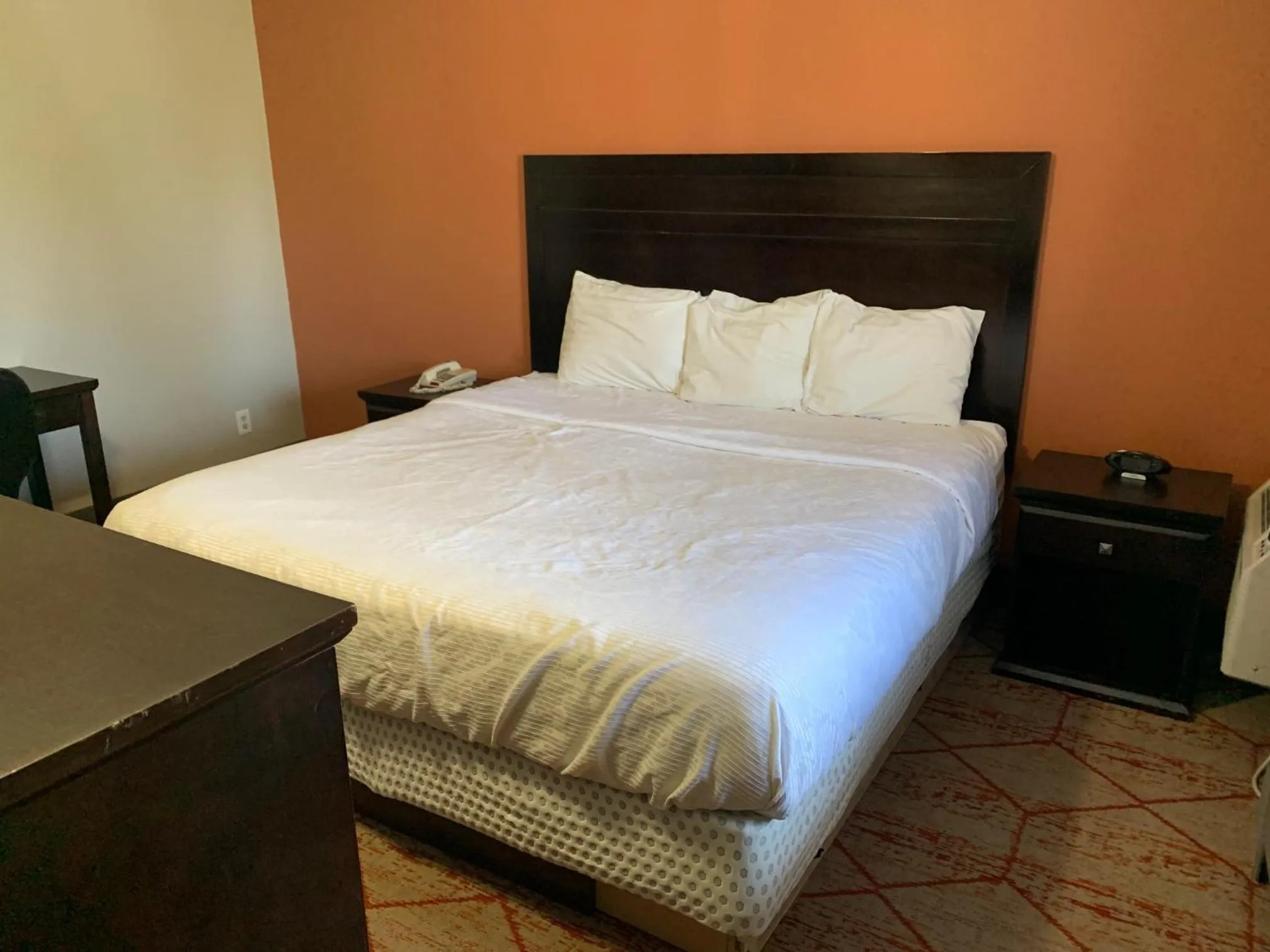 Bed in Stadium View Inn