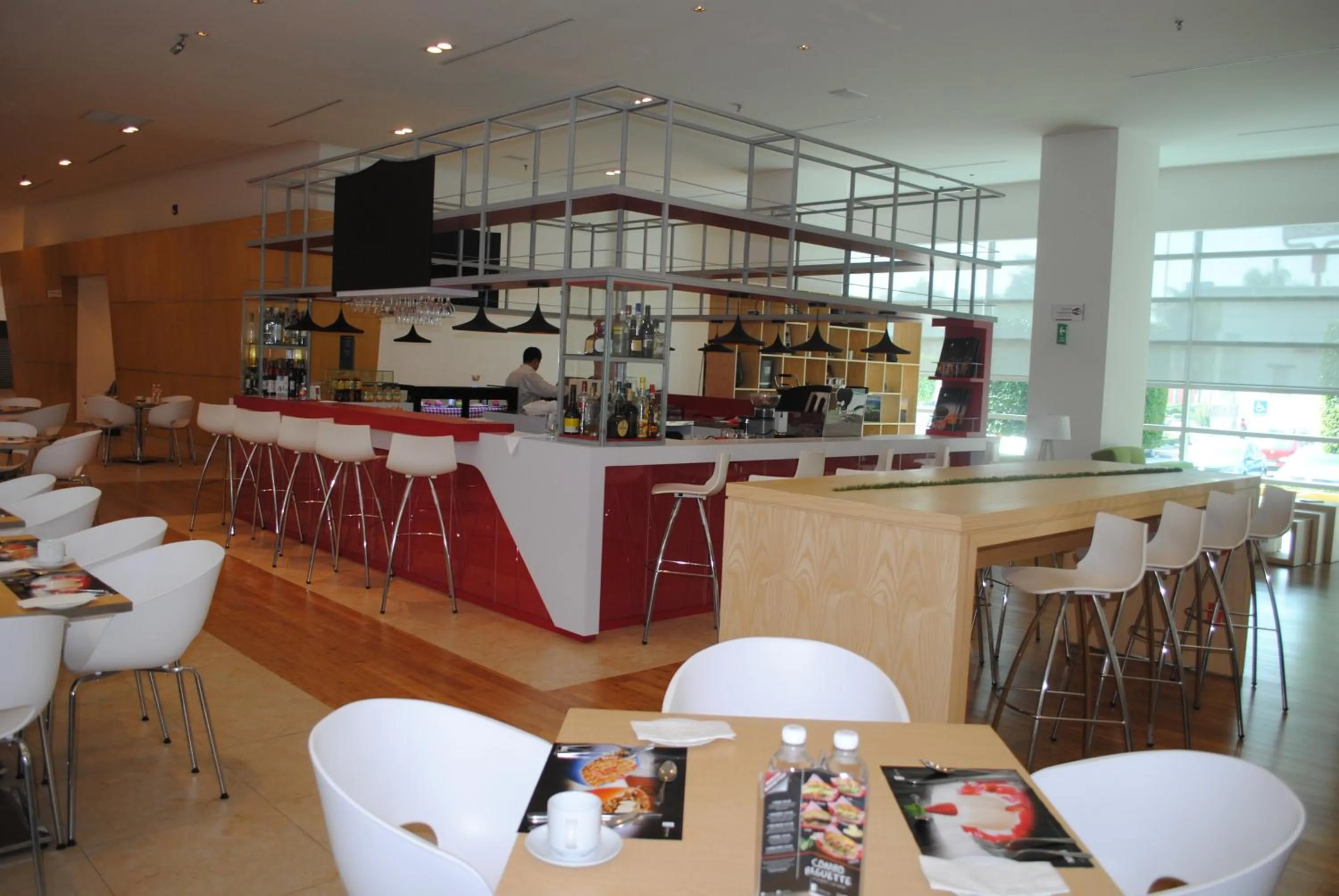 Restaurant/places to eat in Fiesta Inn Cuautitlan