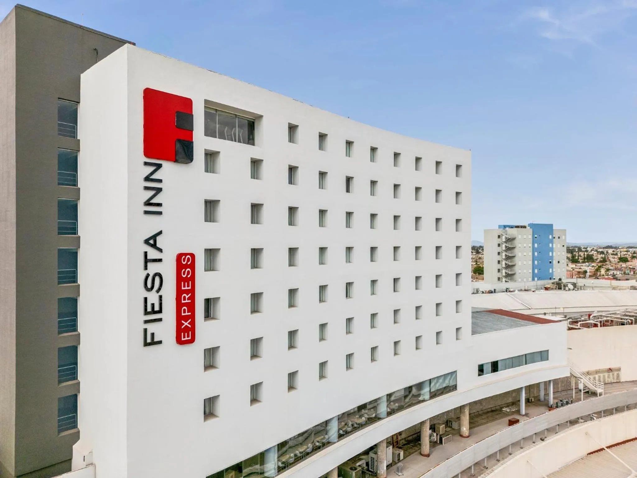 Property building in Fiesta Inn Express Durango