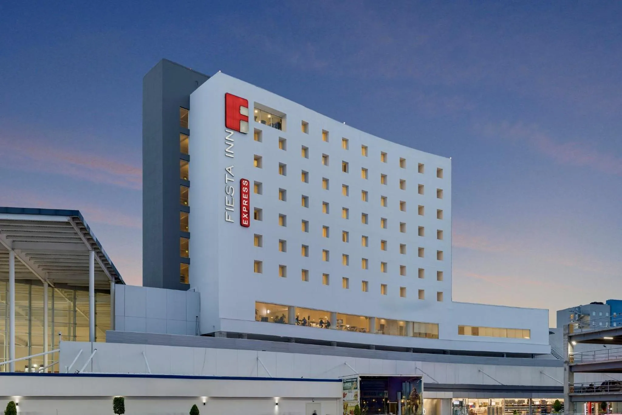 Property building in Fiesta Inn Express Durango