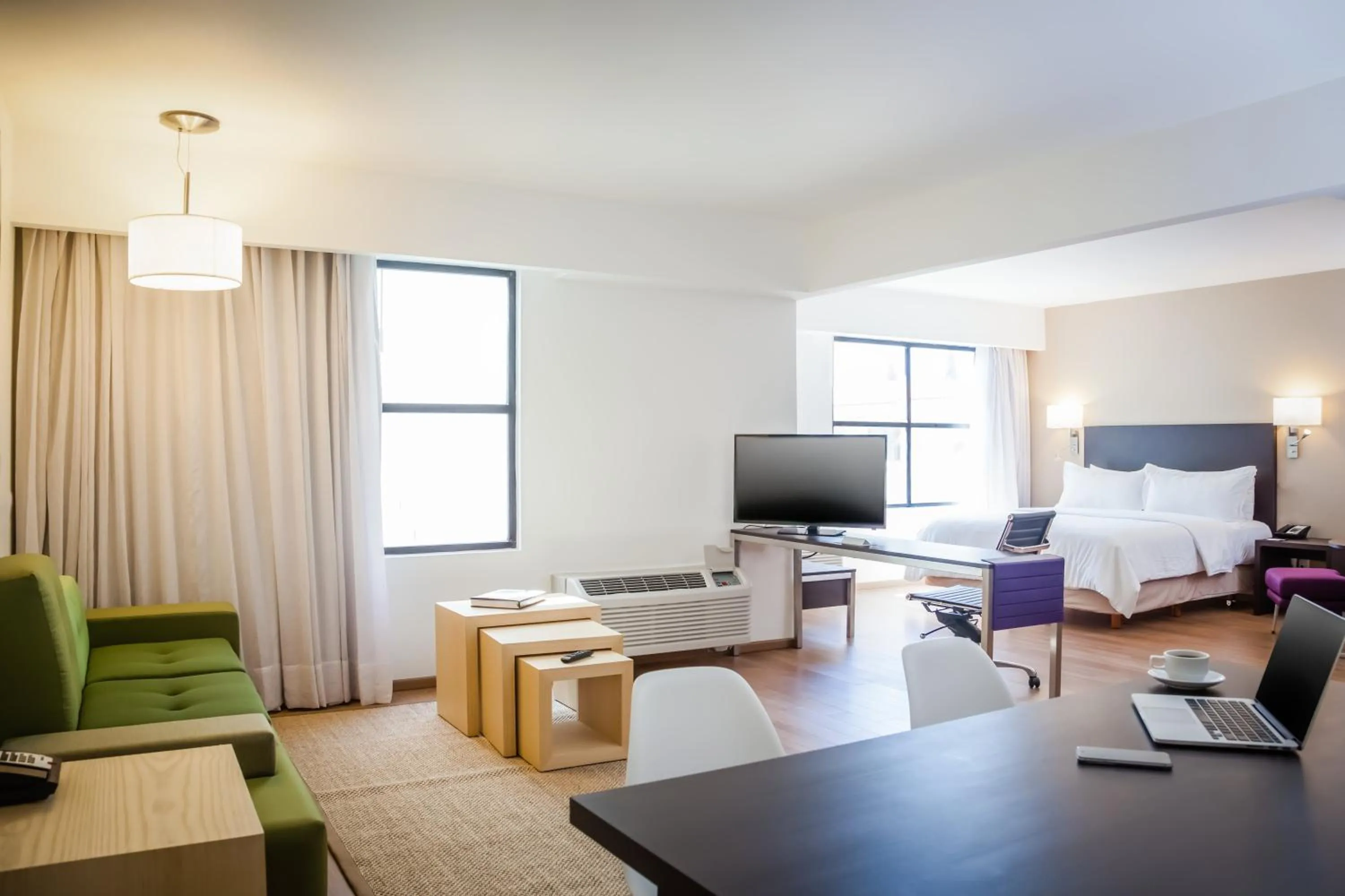 Lounge or bar in Fiesta Inn Saltillo