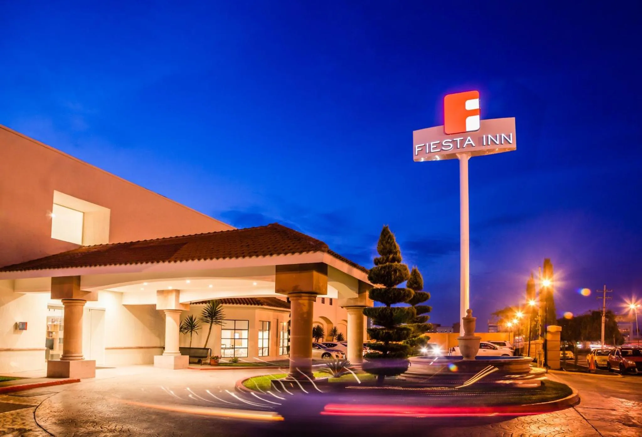 Property building in Fiesta Inn Saltillo