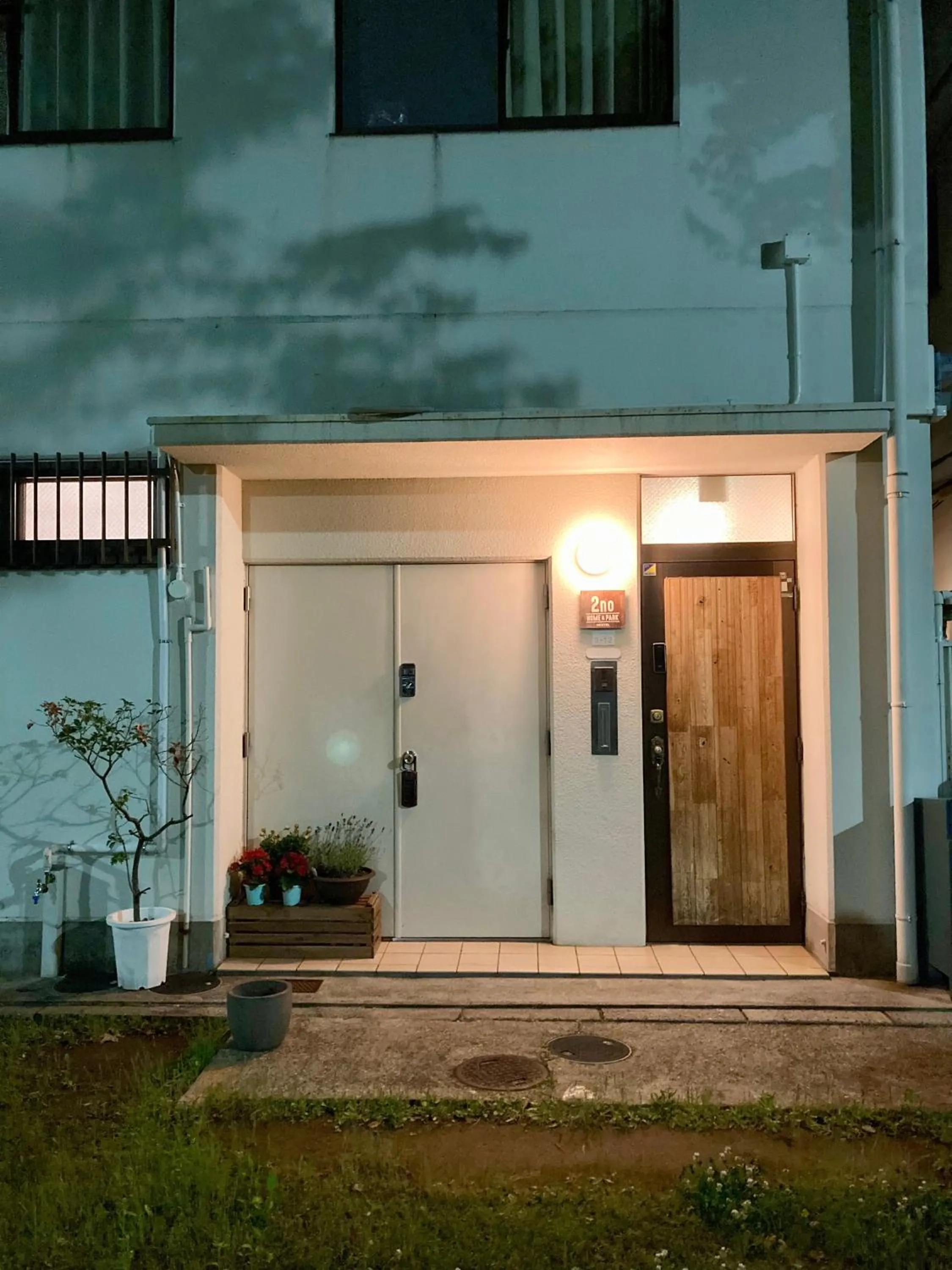Facade/entrance in 2no HOME & PARK