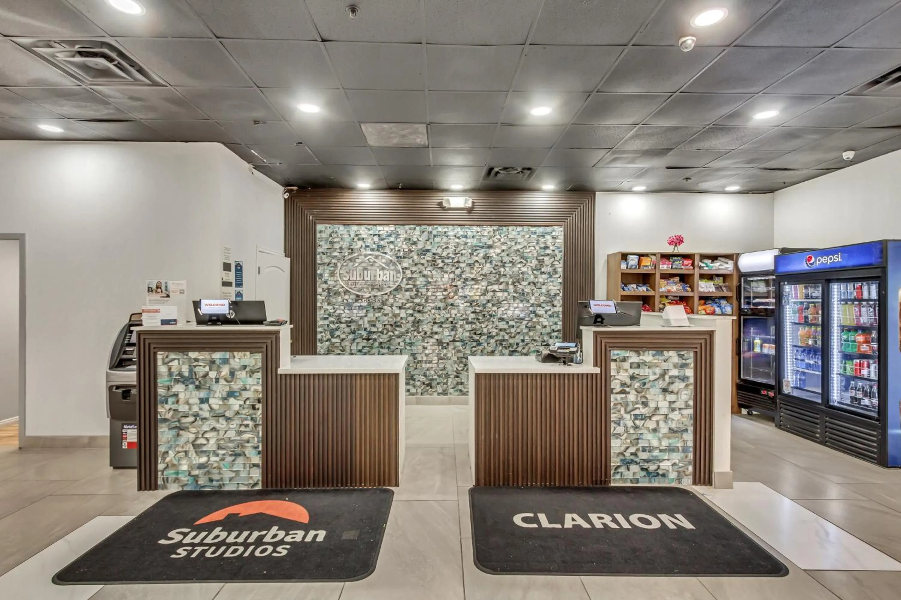 Lobby or reception in Clarion Inn Salt Lake City Airport
