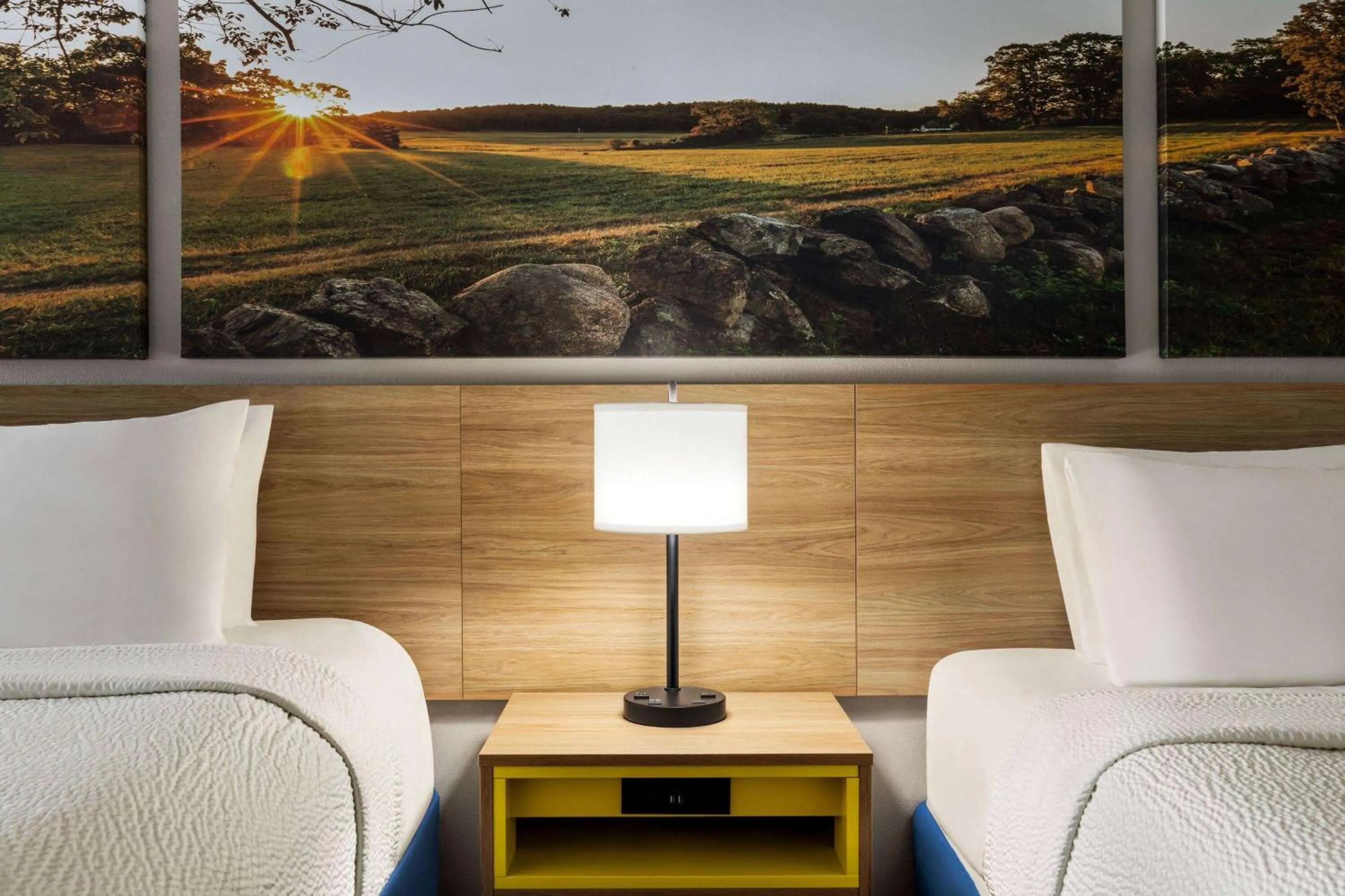 Photo of the whole room in Days Hotel by Wyndham Allentown Airport / Lehigh Valley