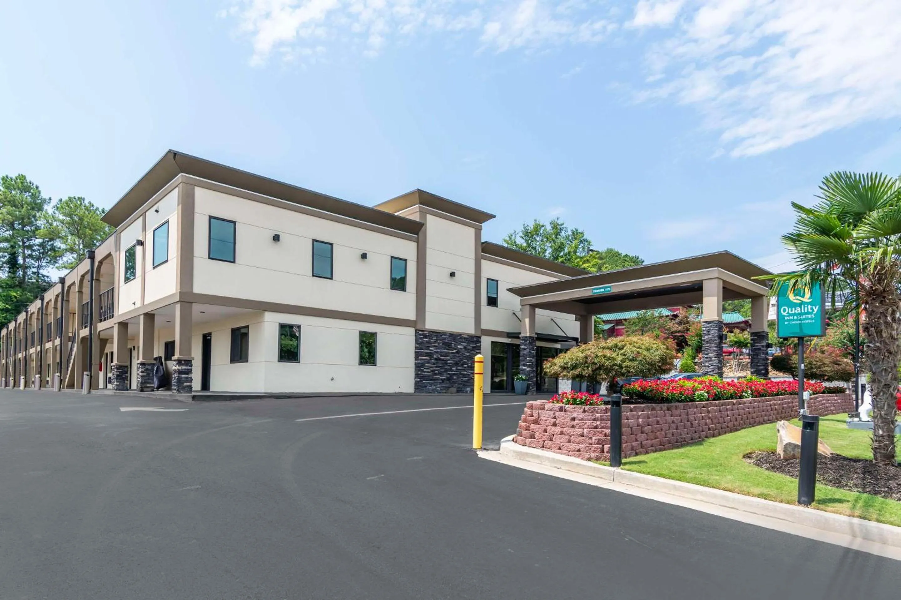 Property building in Quality Inn & Suites Athens University Area