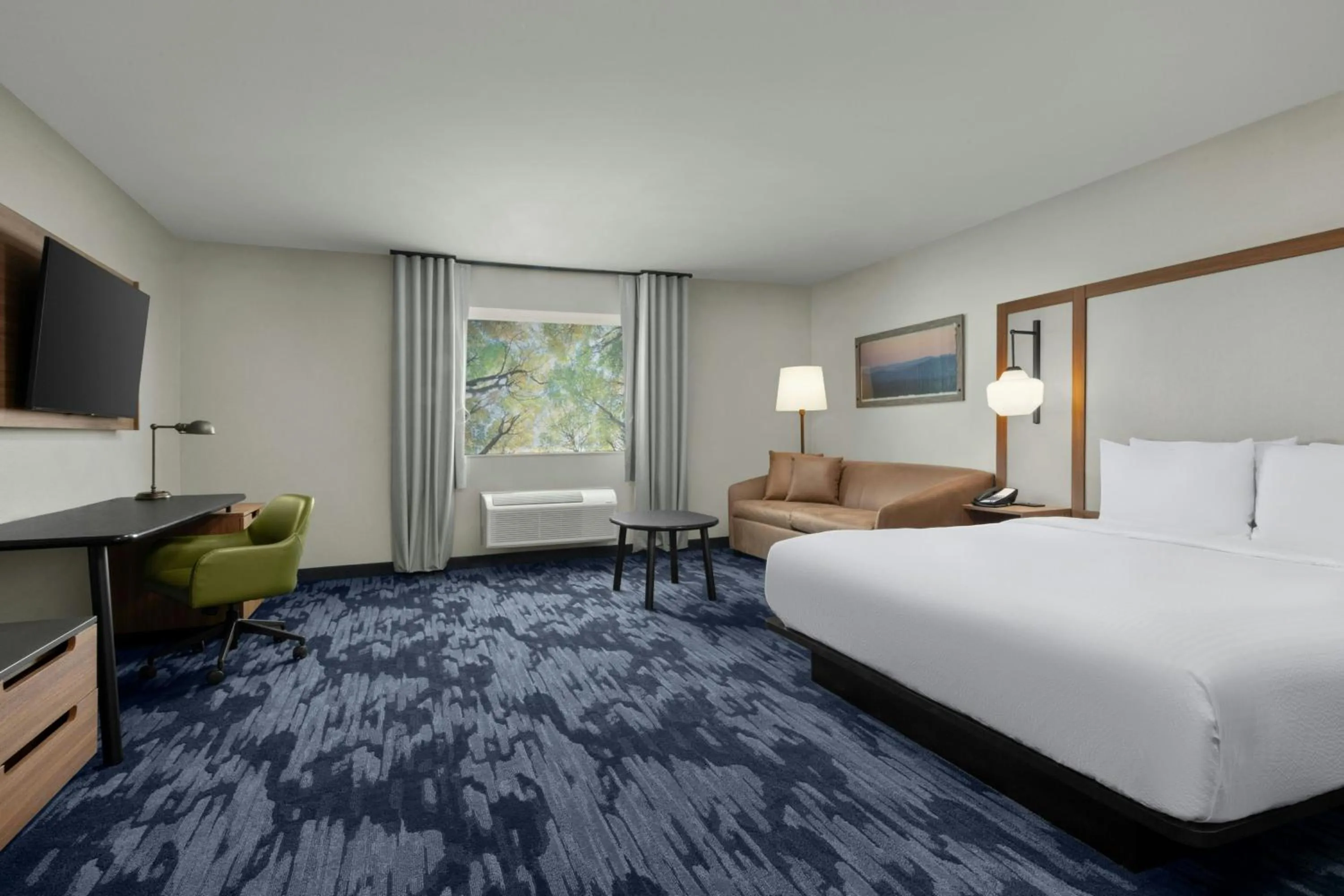 Photo of the whole room, Bed in Fairfield by Marriott Inn & Suites Atascadero