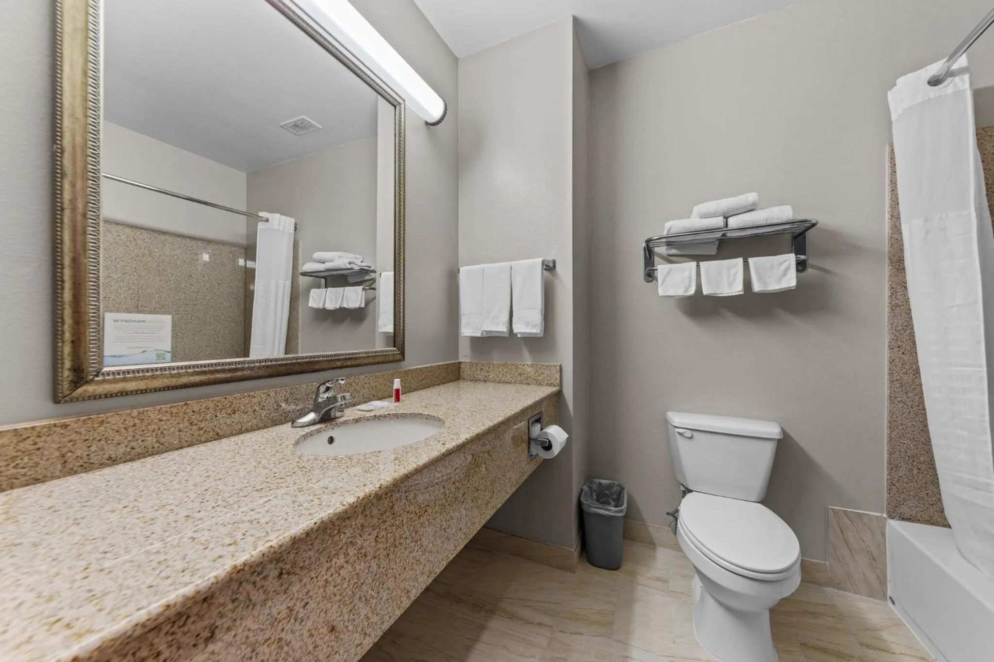 Bathroom in Days Inn by Wyndham Salado