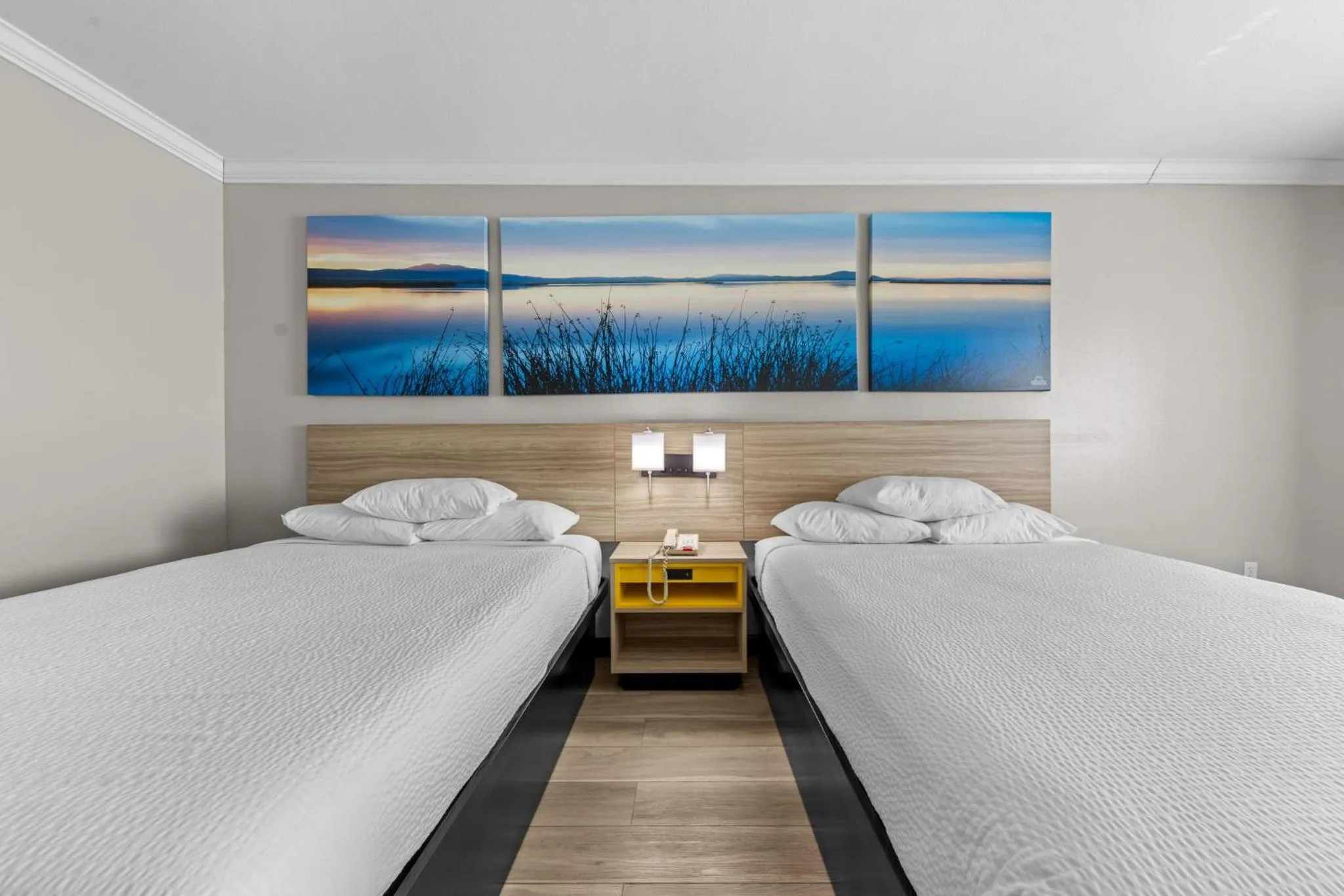 Bedroom, Bed in Days Inn by Wyndham Salado