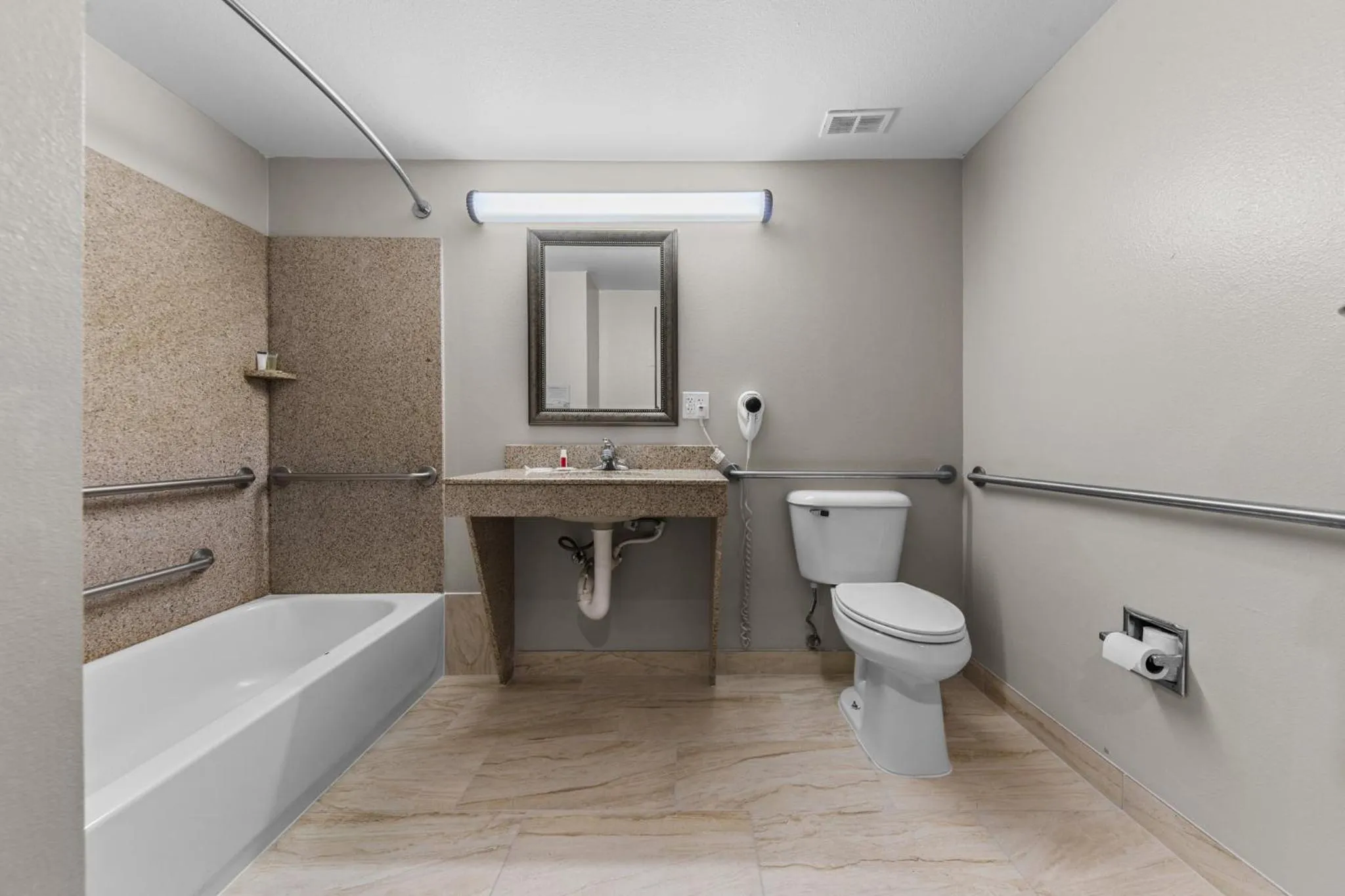 Bathroom in Days Inn by Wyndham Salado