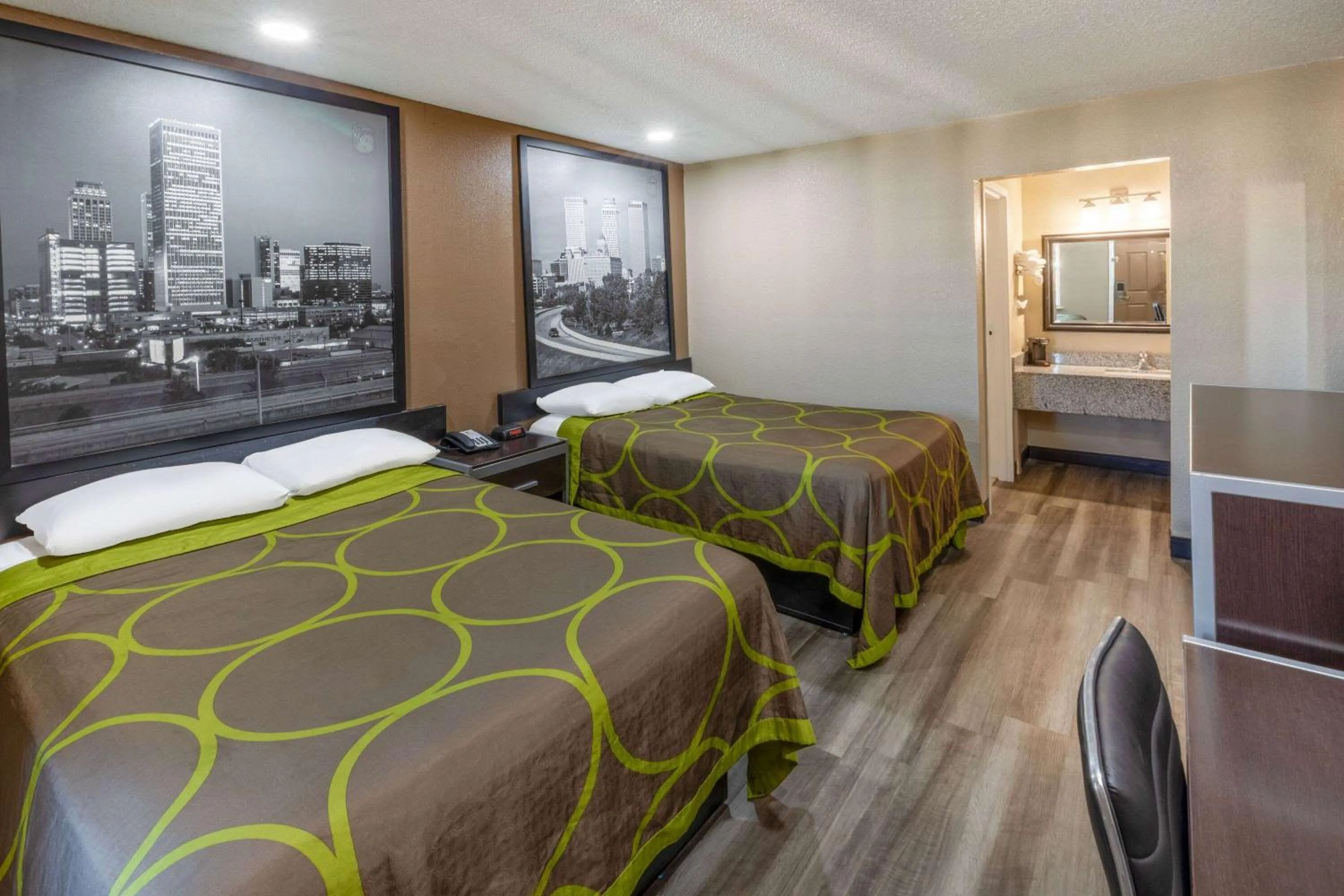 Photo of the whole room in Super 8 by Wyndham Tulsa/Arpt/St Fairgrounds