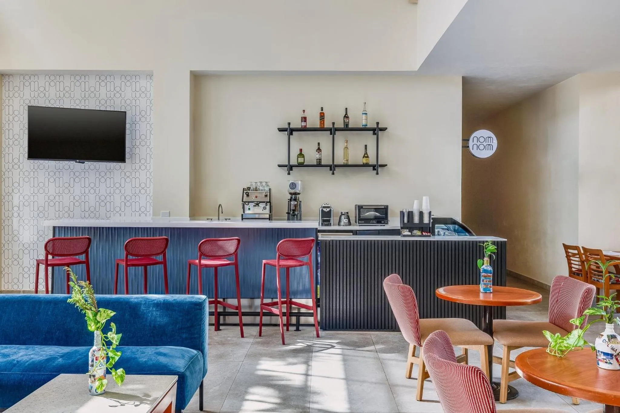 Lounge or bar in Fiesta Inn Colima