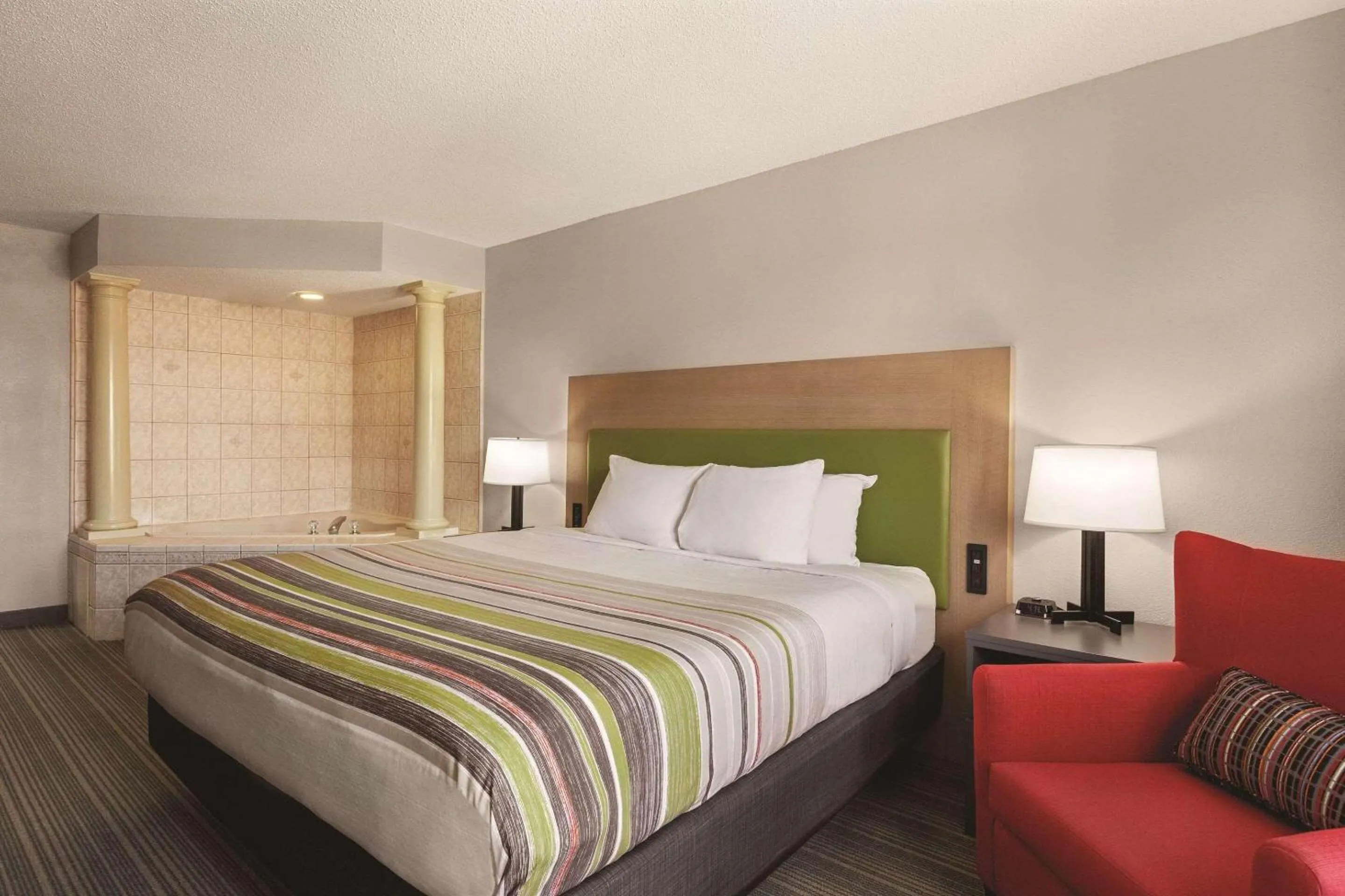 Bedroom, Bed in Country Inn & Suites by Radisson, Beaufort West, SC