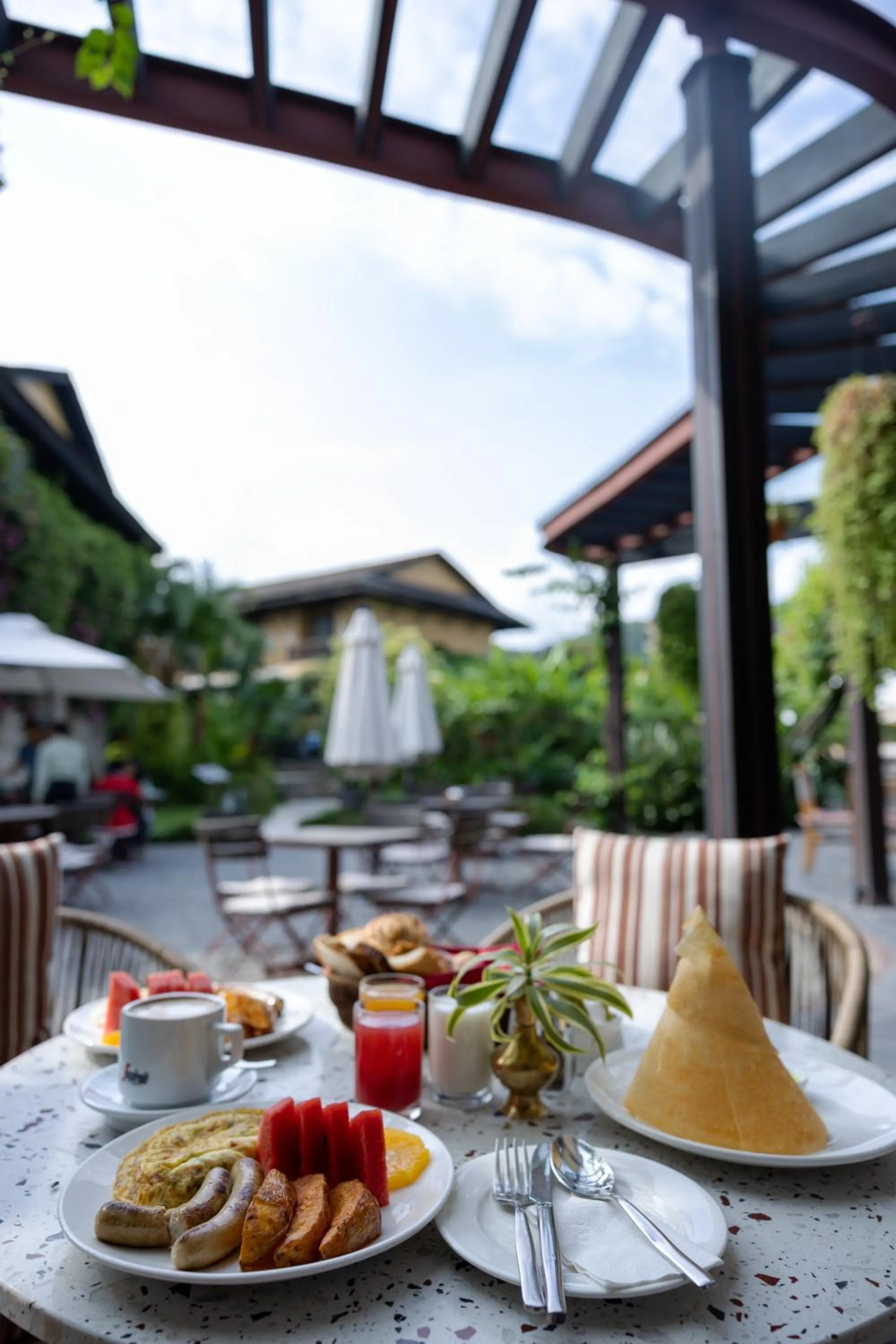 Restaurant/places to eat in Temple Tree Resort & Spa, Pokhara