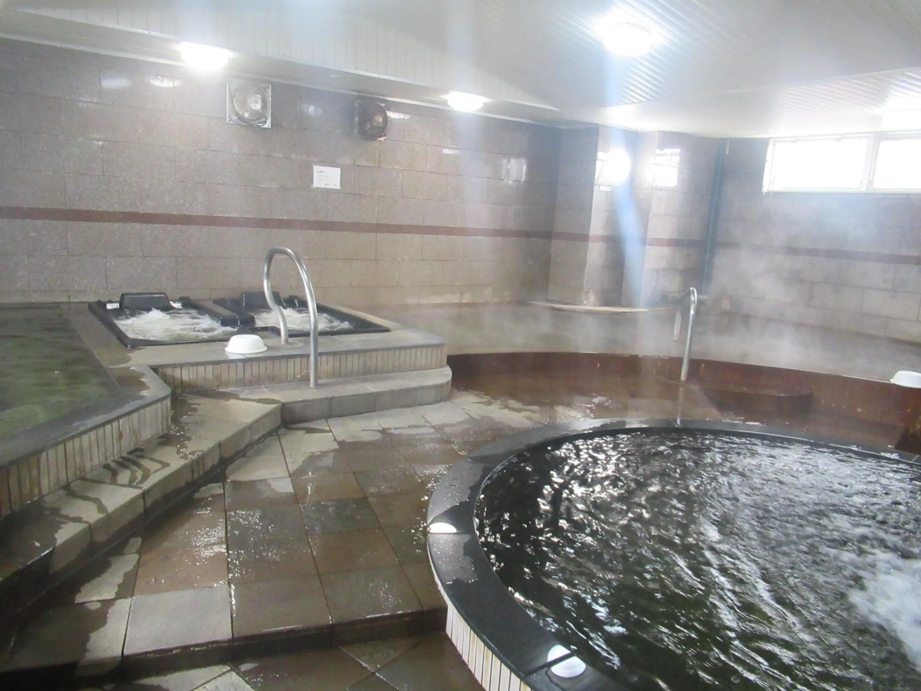 Hot Spring Bath in Tsurusaki Hotel