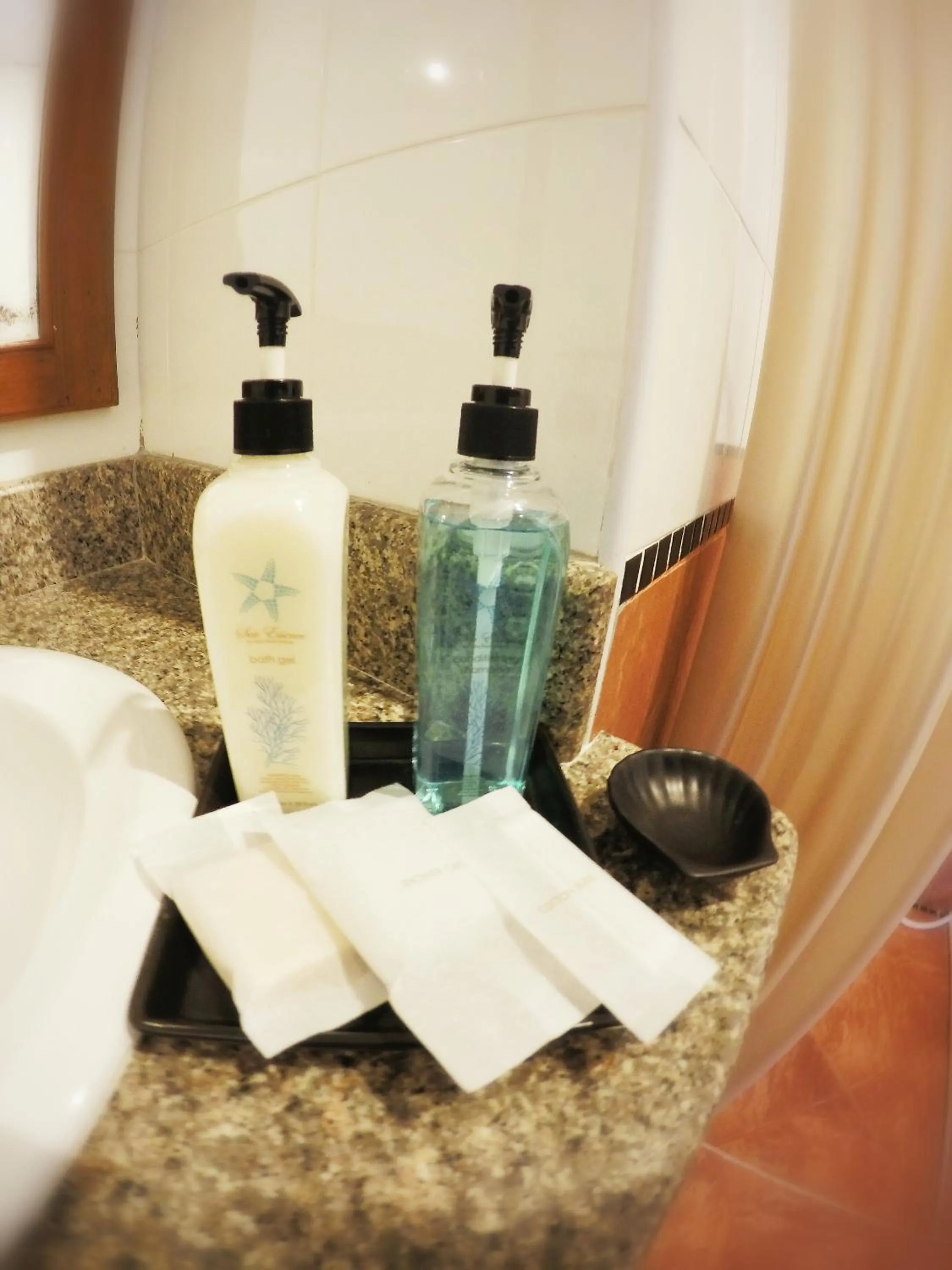 Bathroom in Sea Front Home Hotel - Patong Beach