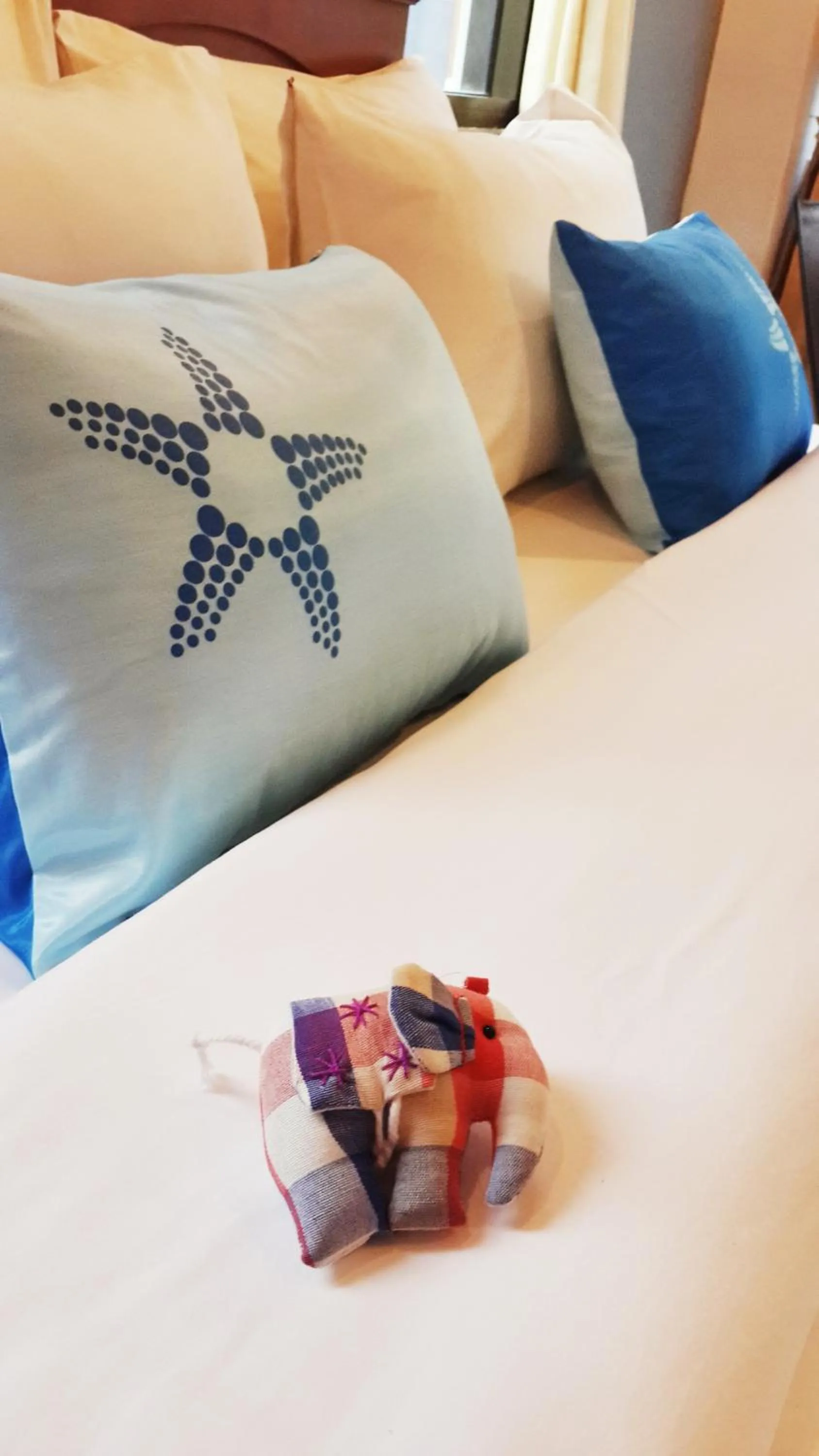 Bed in Sea Front Home Hotel - Patong Beach