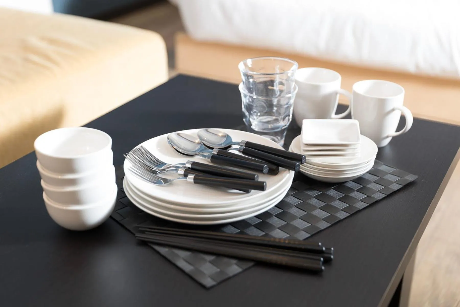 kitchen in e-stay namba