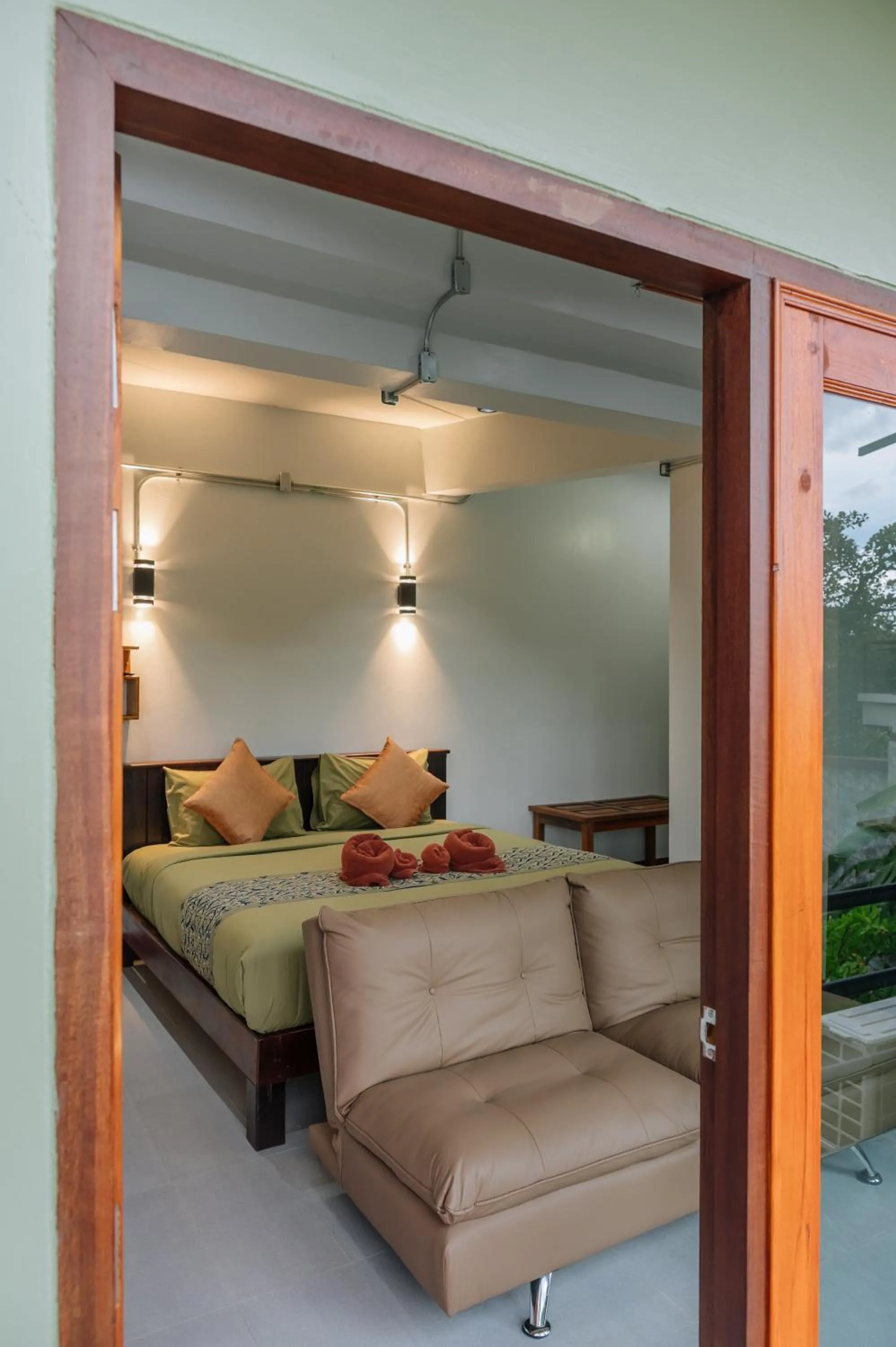 Photo of the whole room in Pongphen Guesthouse - SHA Plus Certified