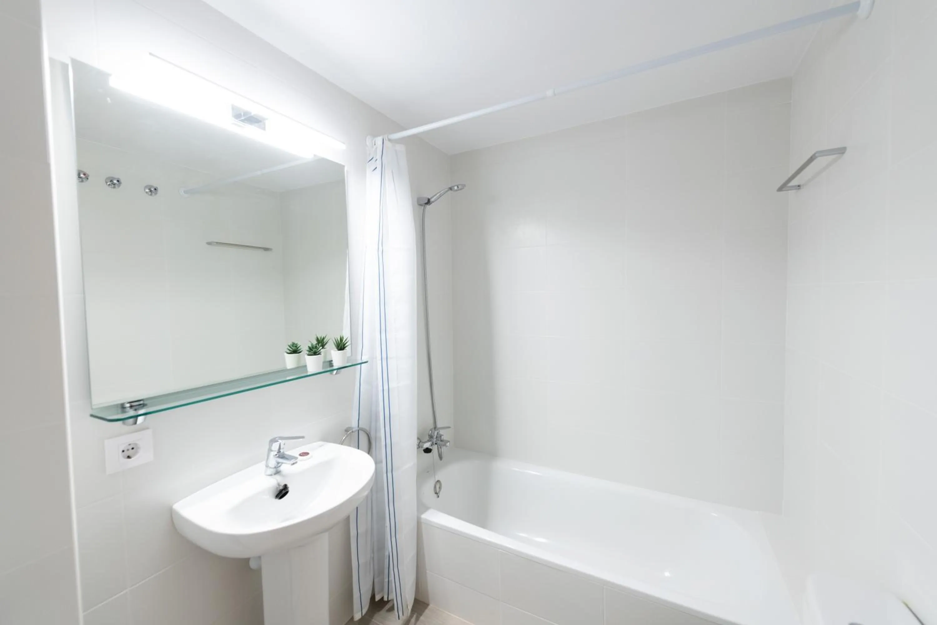 Bathroom in Apartamentos Marblau