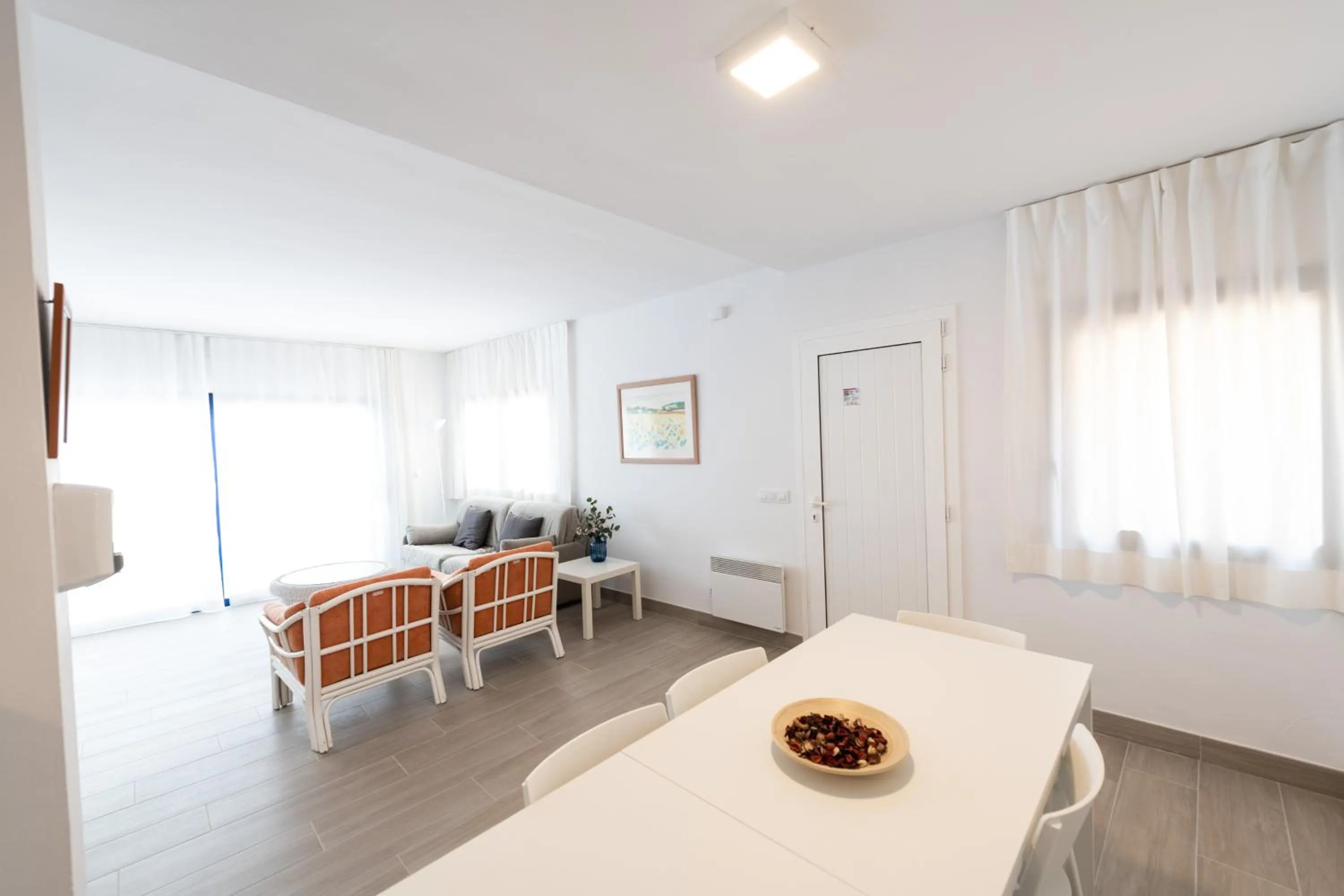 Living room, Bed in Apartamentos Marblau