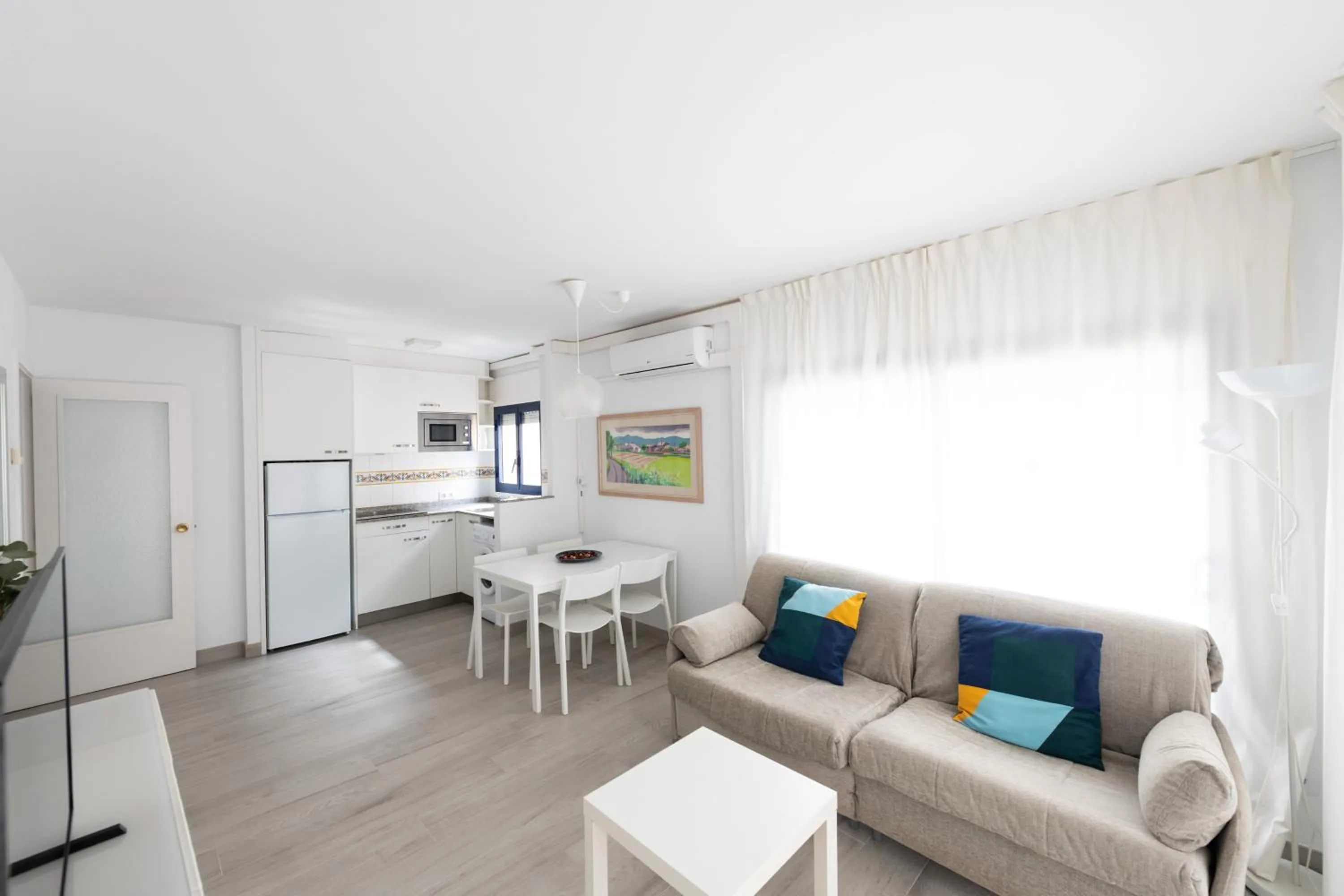 Dining area in Apartamentos Marblau