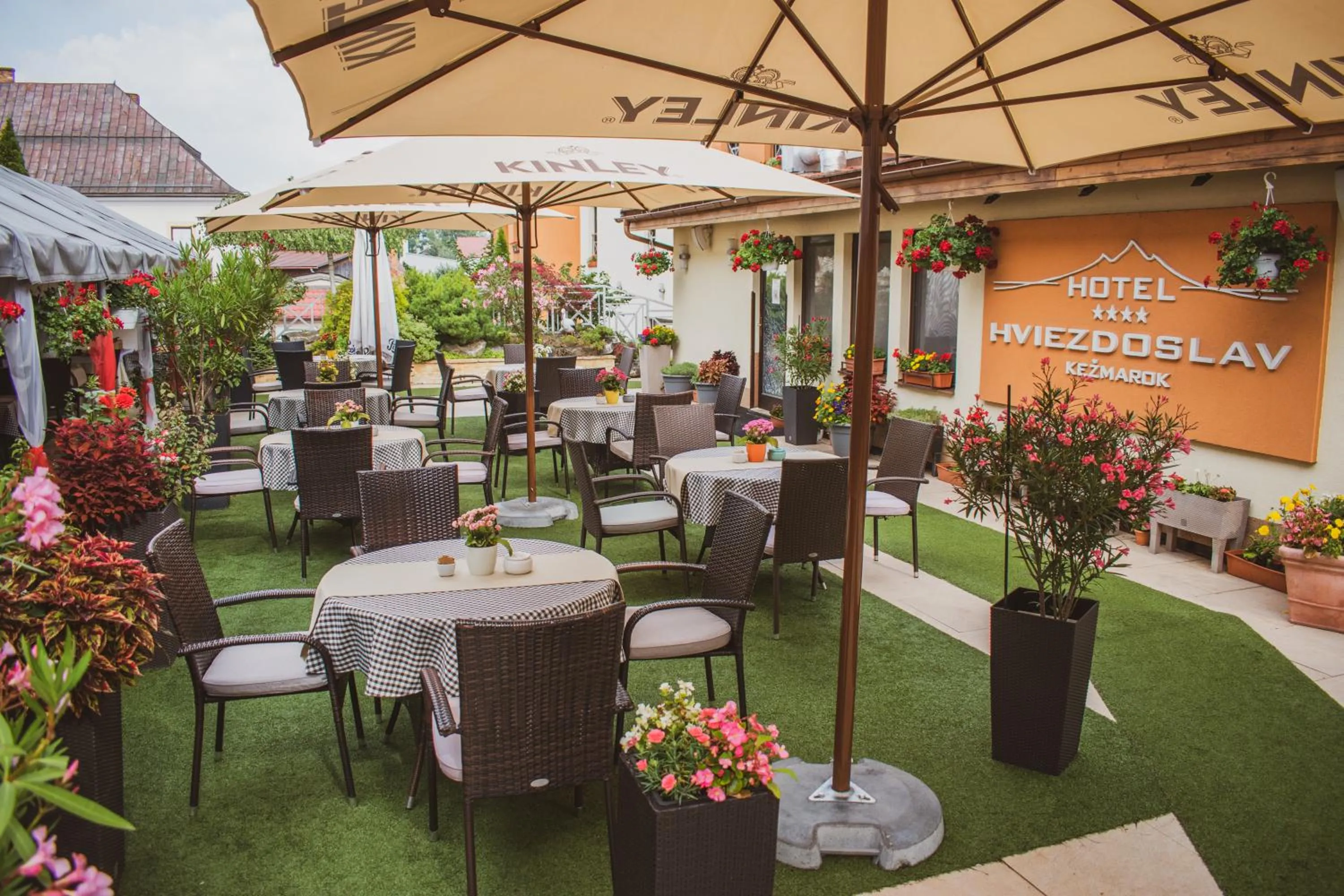 Restaurant/places to eat in Boutique Hotel Hviezdoslav