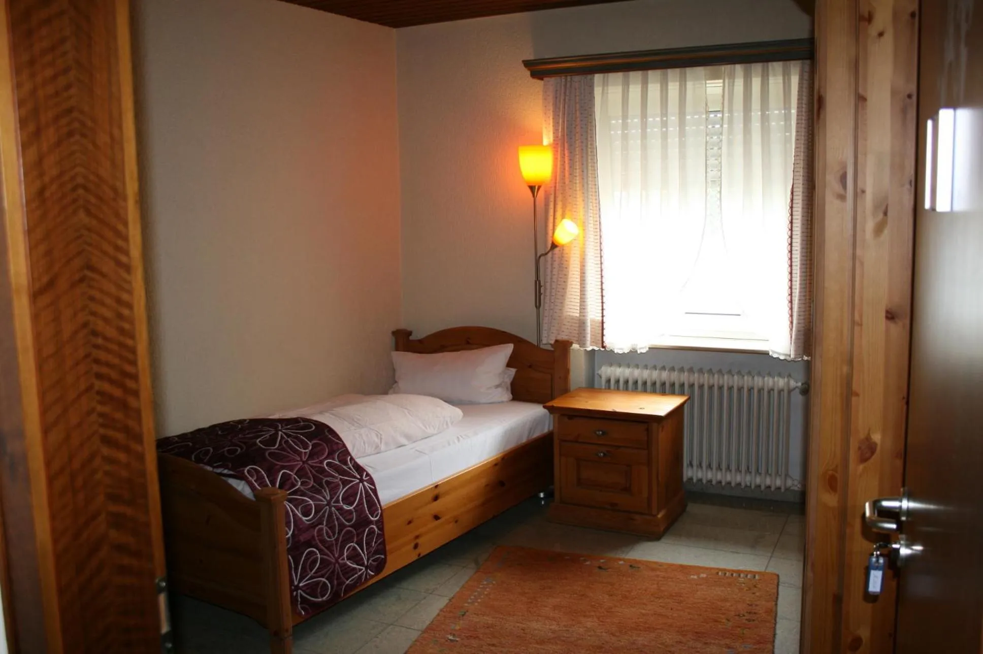 Photo of the whole room, Bed in Hotel & Weinstube Restaurant Filling