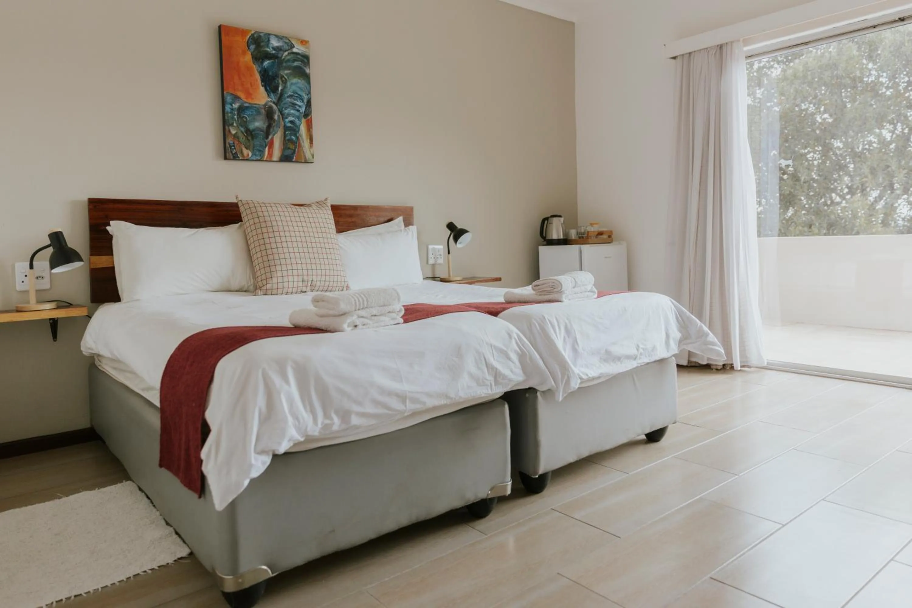 Bedroom, Bed in Hotel Uhland