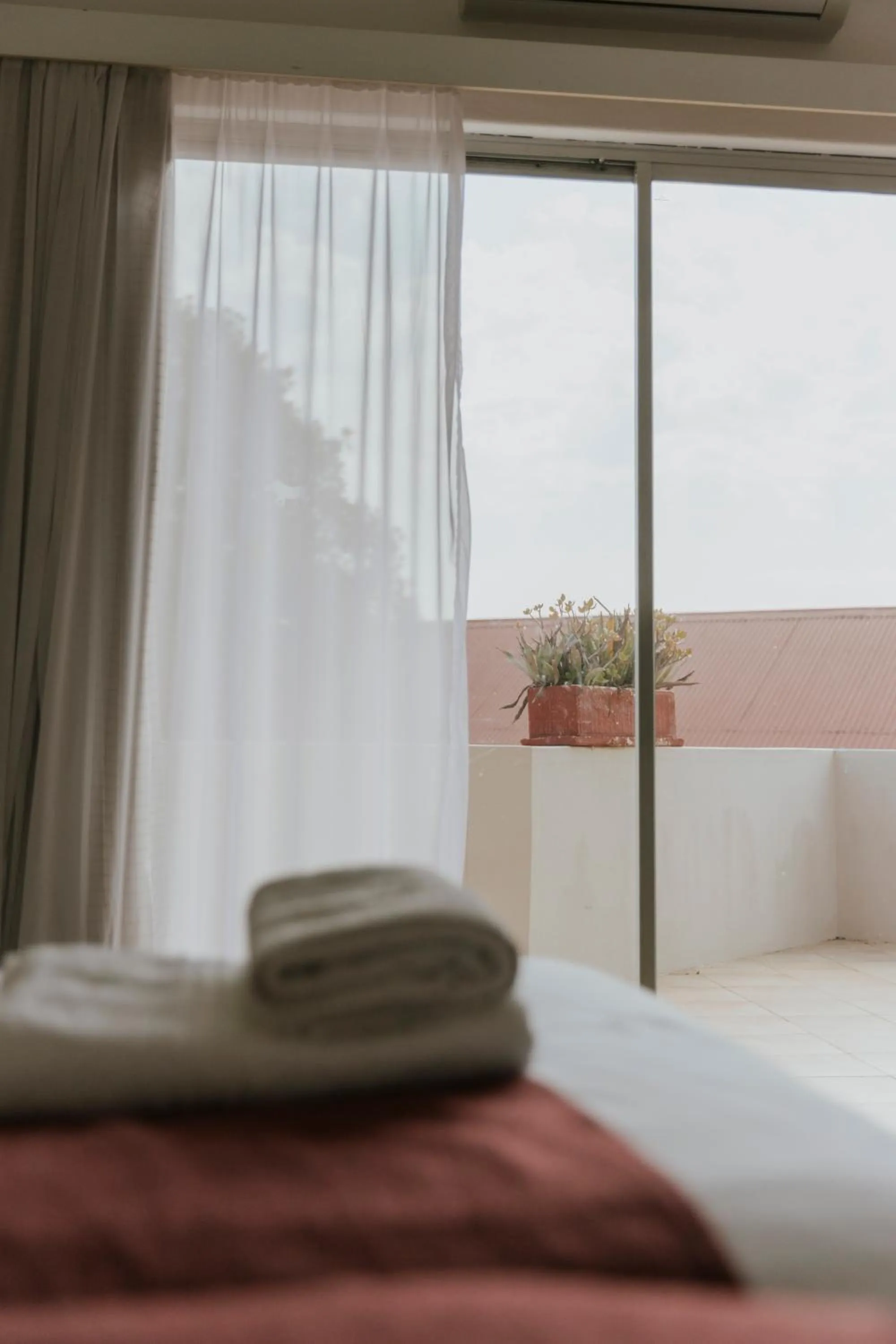 Balcony/Terrace, Bed in Hotel Uhland