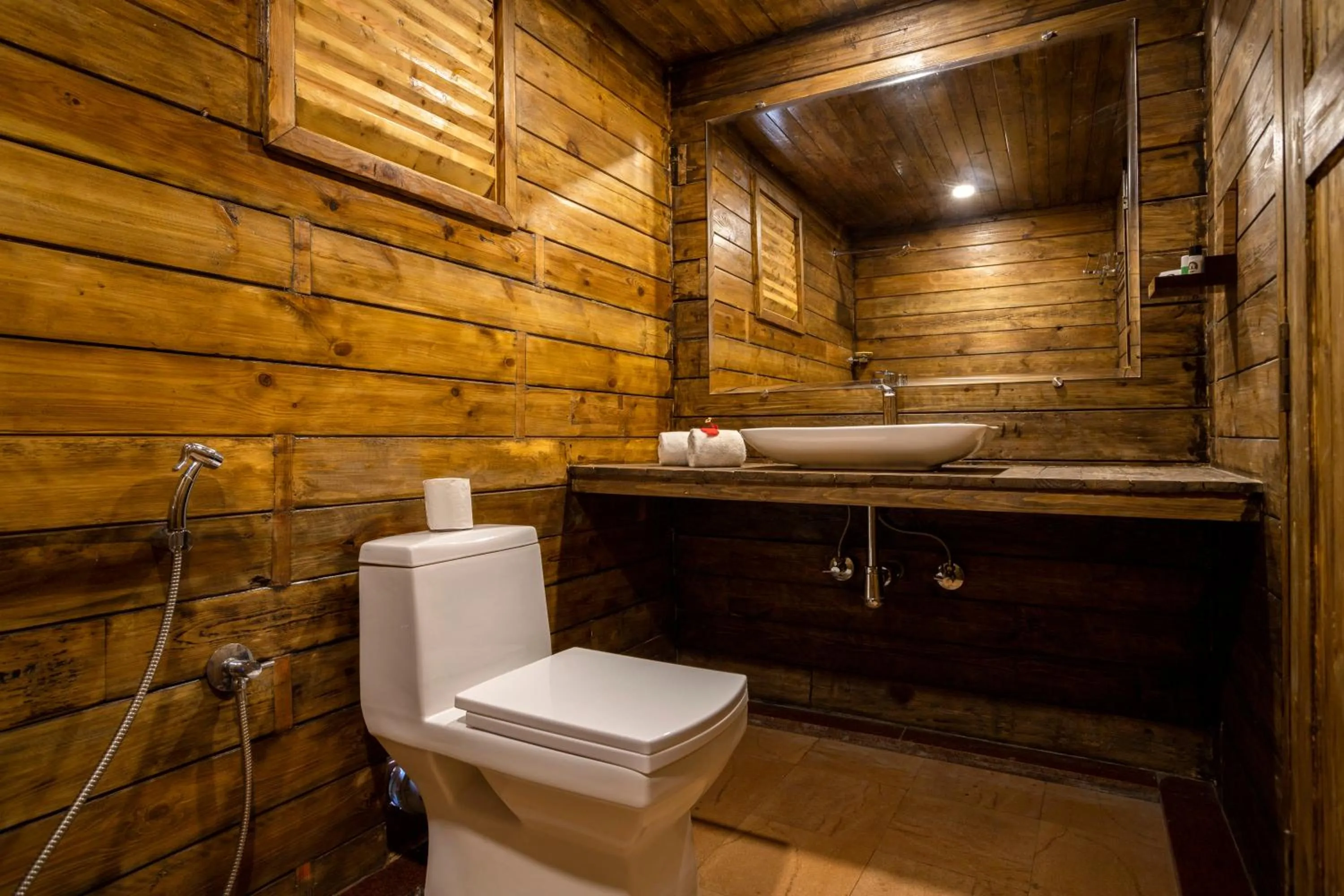 Bathroom in Stone Wood Resort, Mandrem