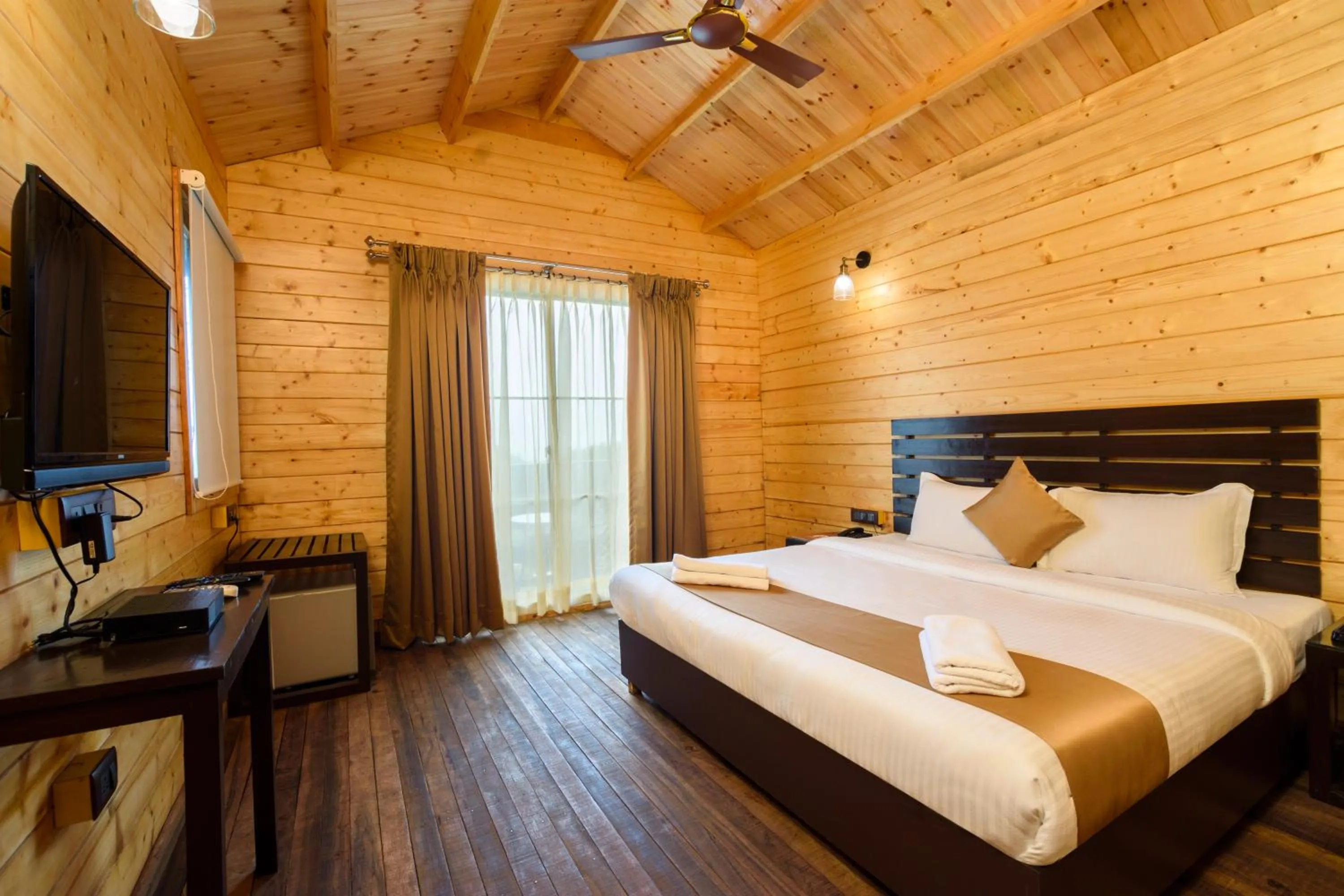 Bed in Stone Wood Resort, Mandrem