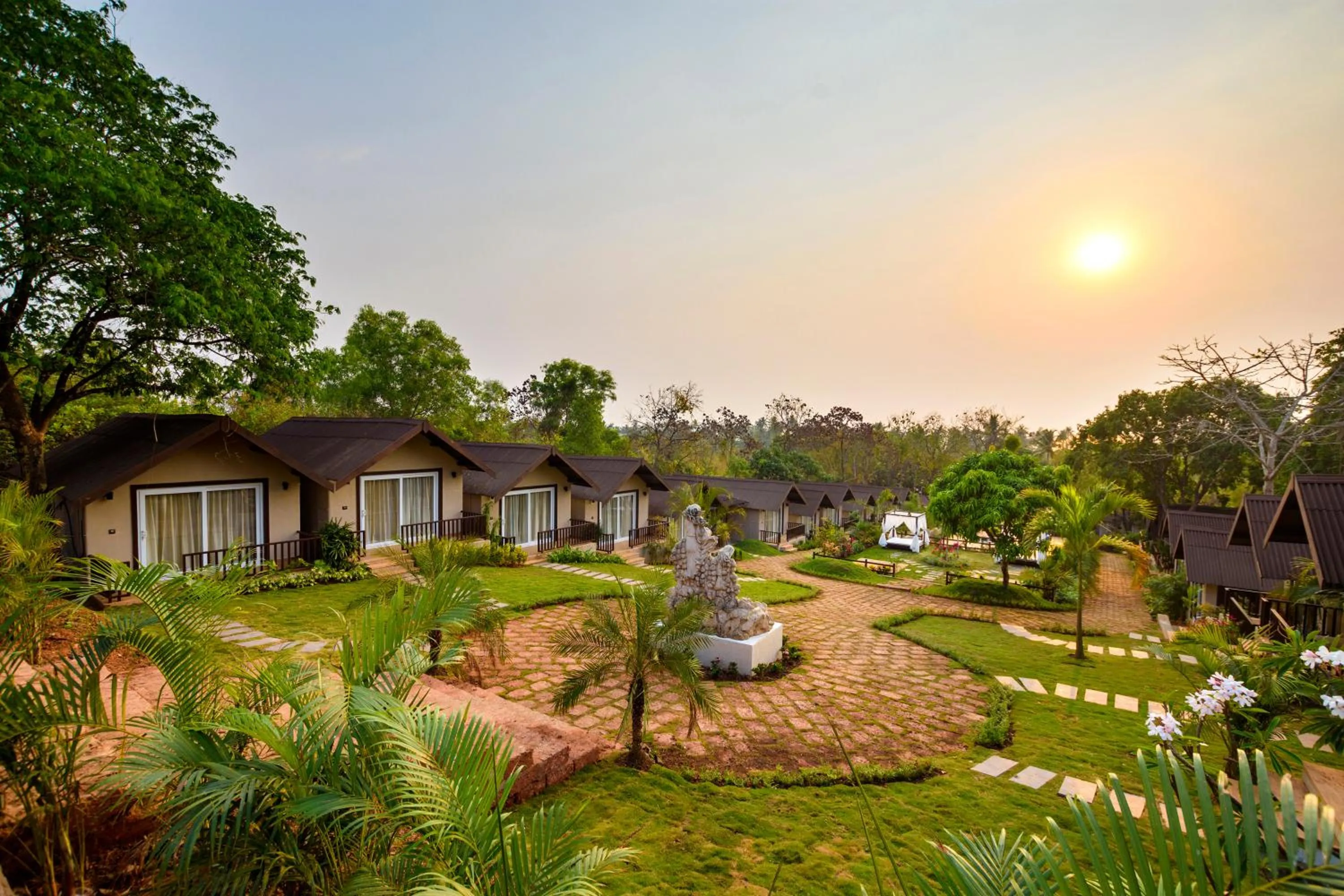 Garden view in Stone Wood Resort, Mandrem