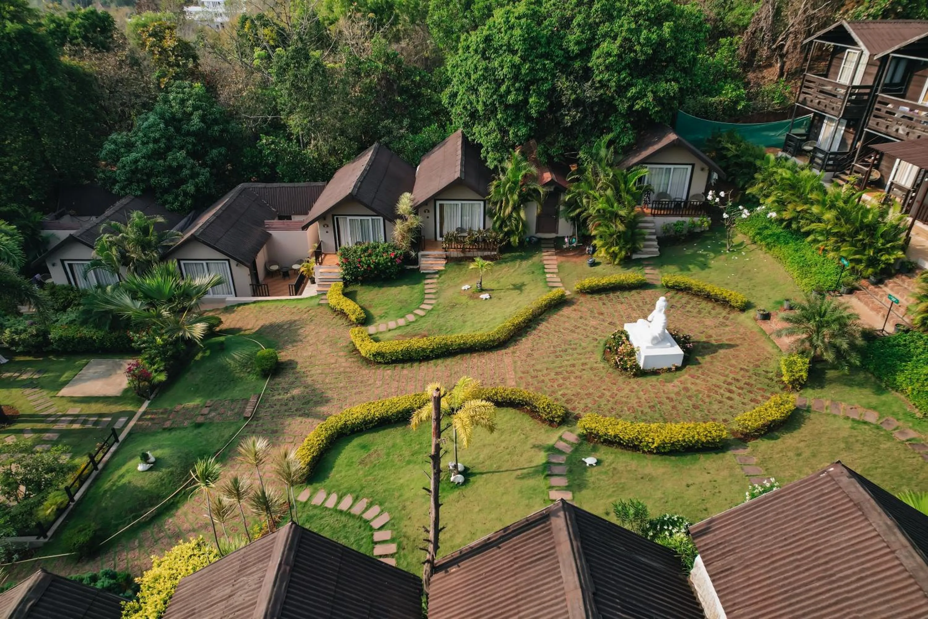Facade/entrance in Stone Wood Resort, Mandrem