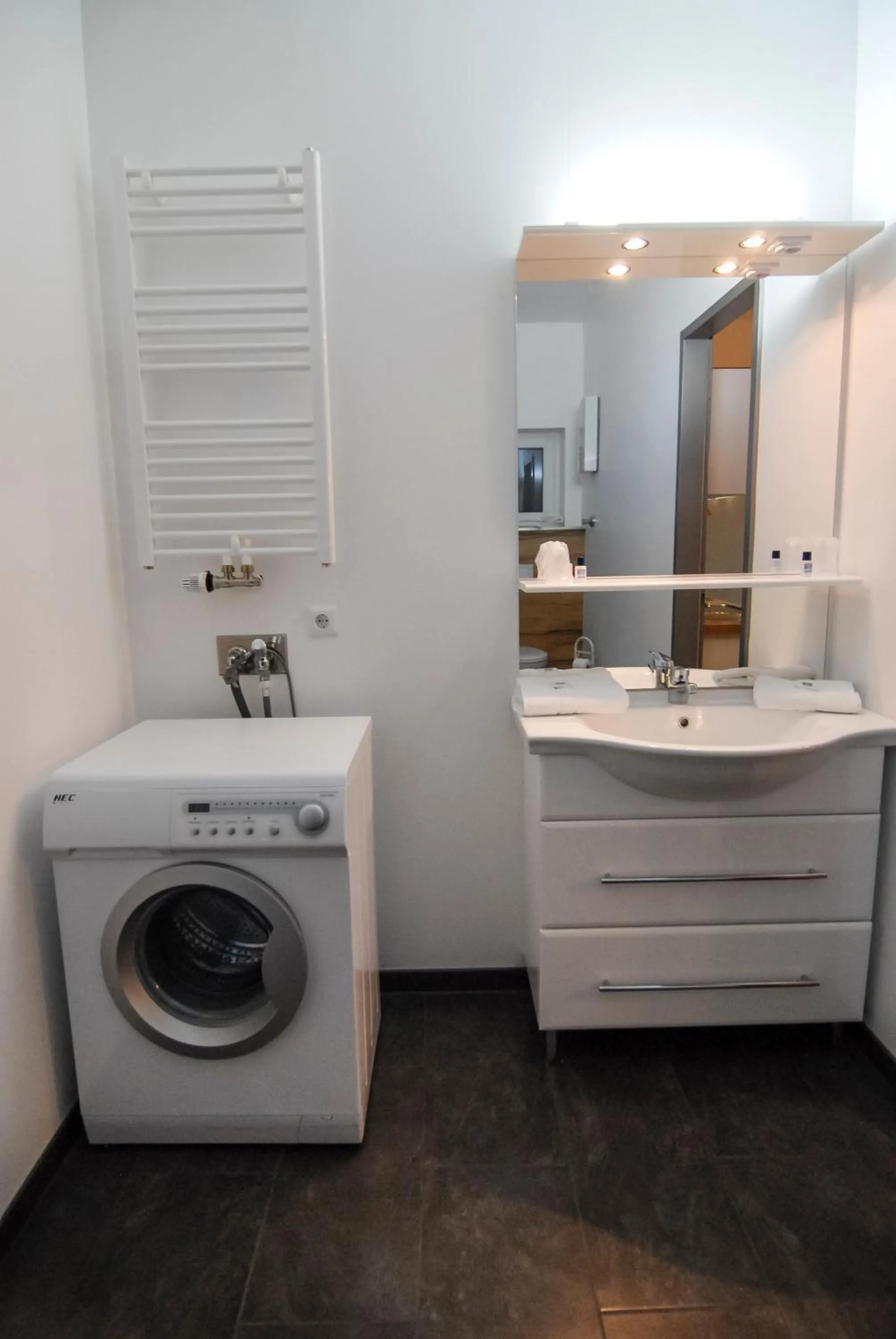 Bathroom in Petul Apart Hotel Am Ruhrbogen