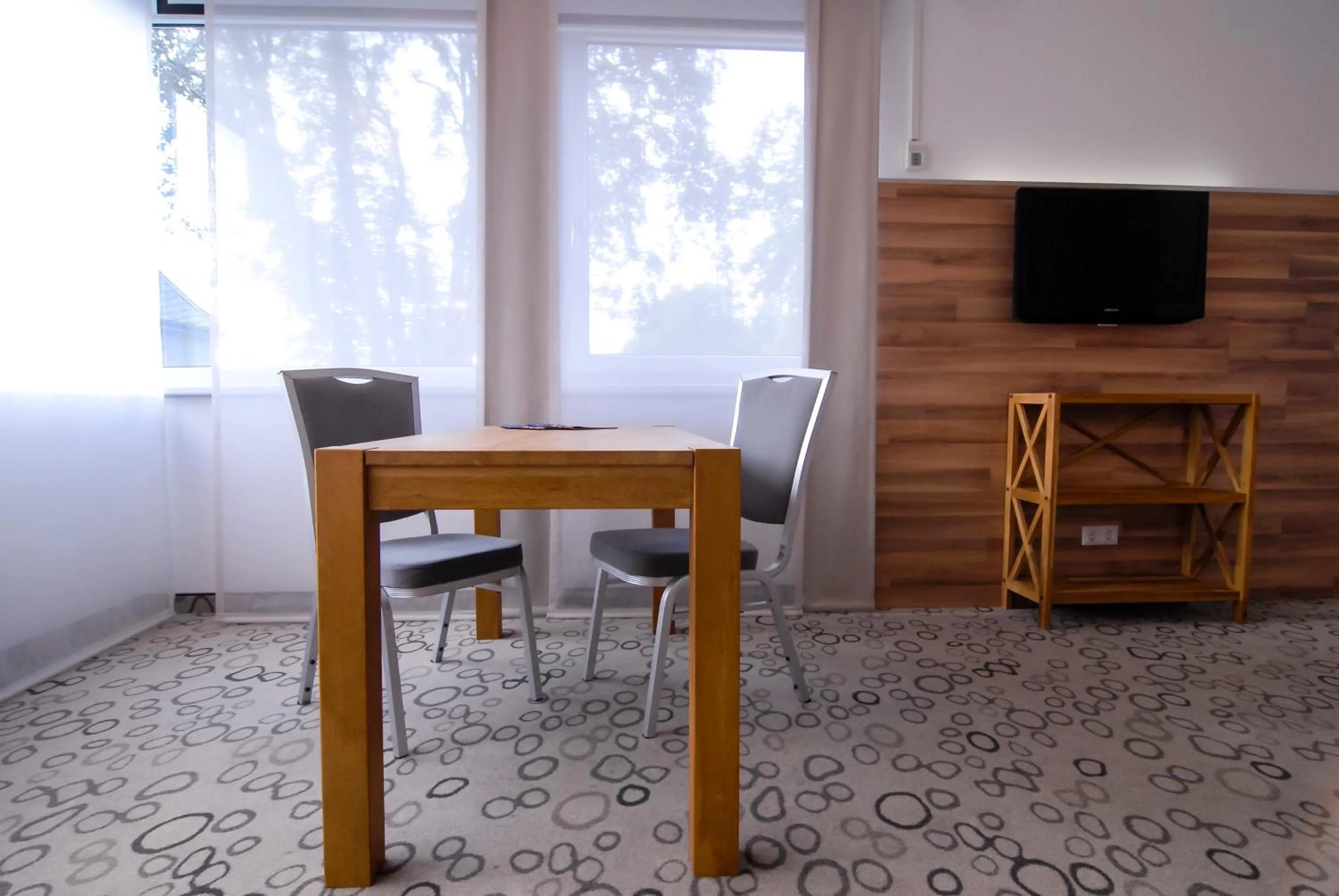 TV and multimedia in Petul Apart Hotel Am Ruhrbogen