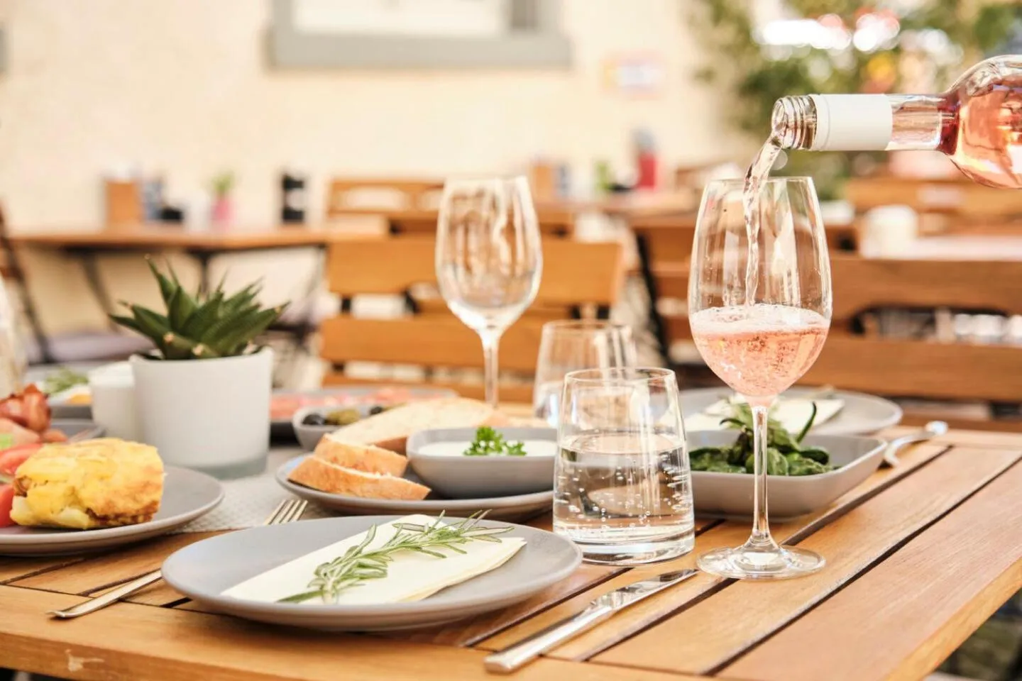 Restaurant/places to eat in JUFA Hotel Meersburg am Bodensee